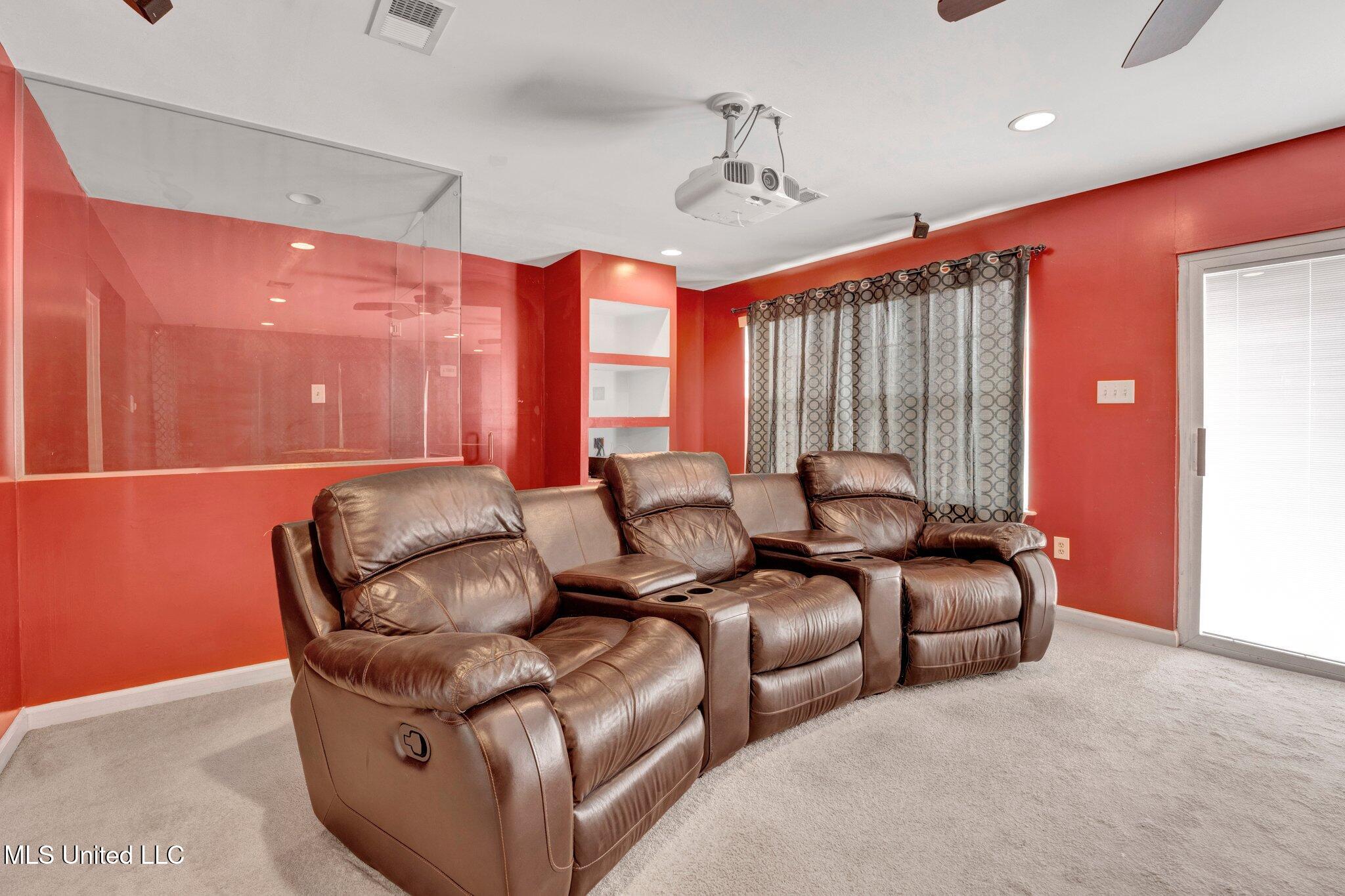 7888 E Shelburne Lane, Southaven, Mississippi image 10