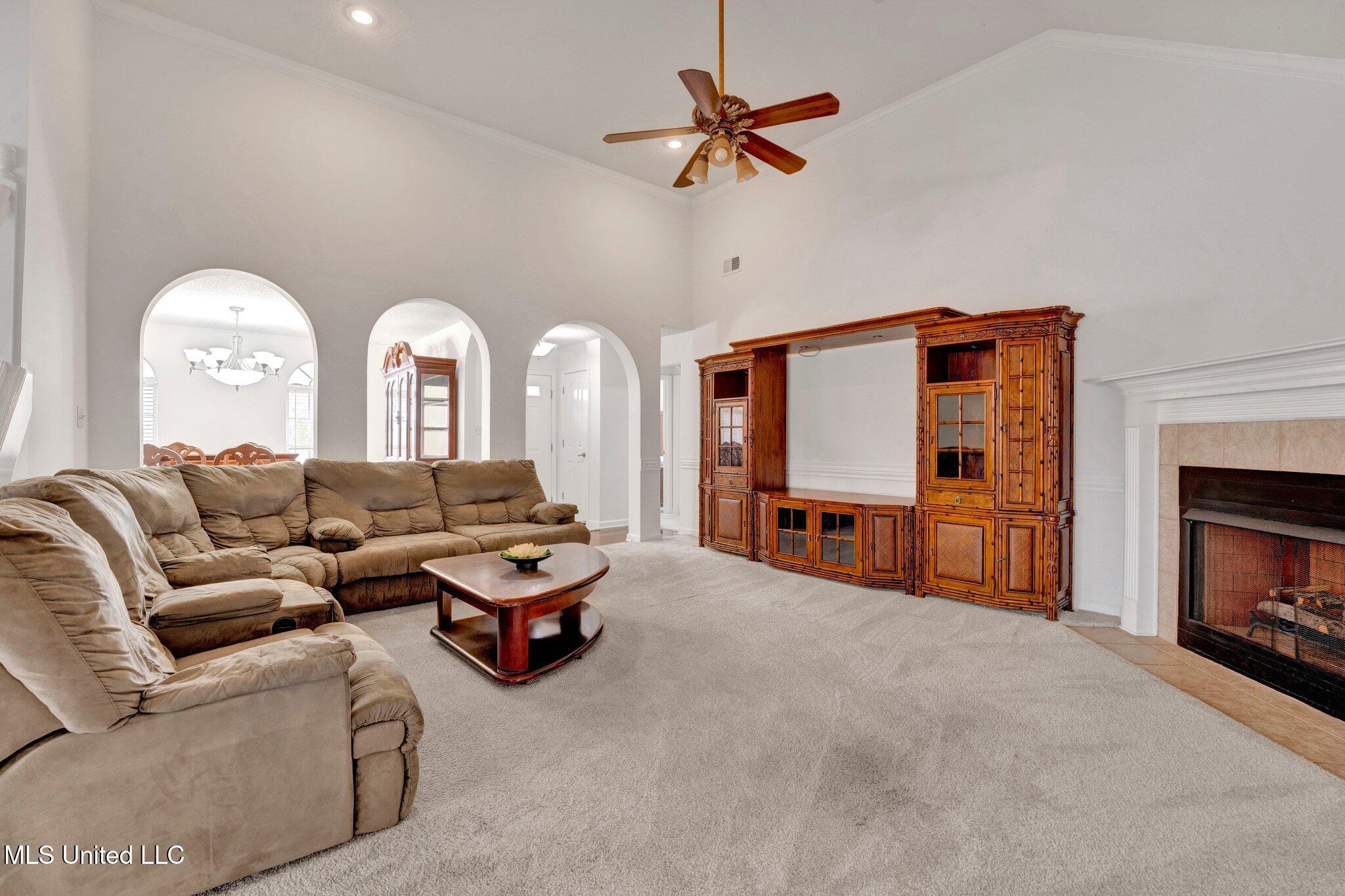 7888 E Shelburne Lane, Southaven, Mississippi image 14