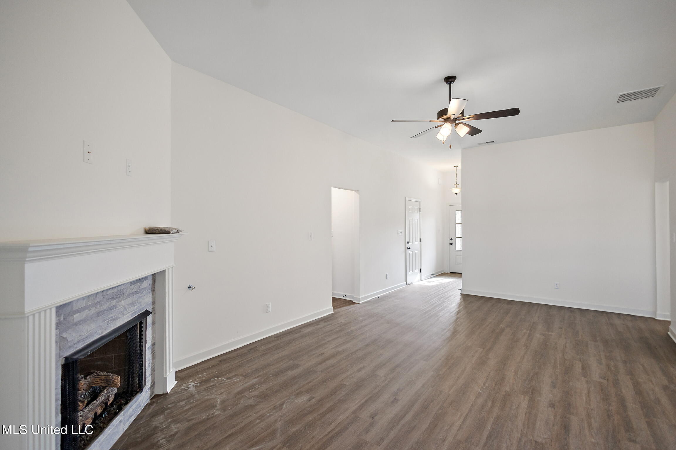 2357 Franklin Drive, Southaven, Mississippi image 10