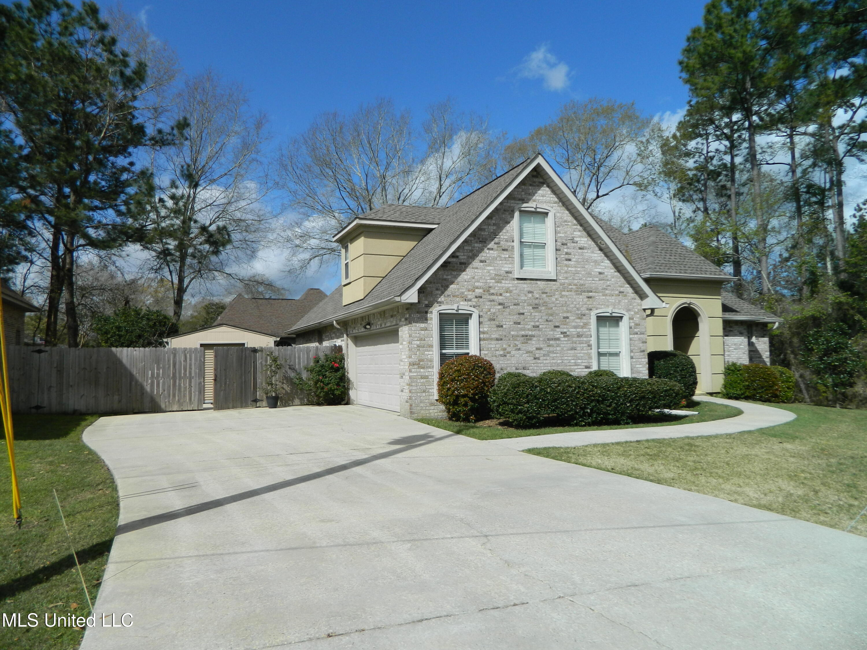 7918 Ewa Court, Diamondhead, Mississippi image 4