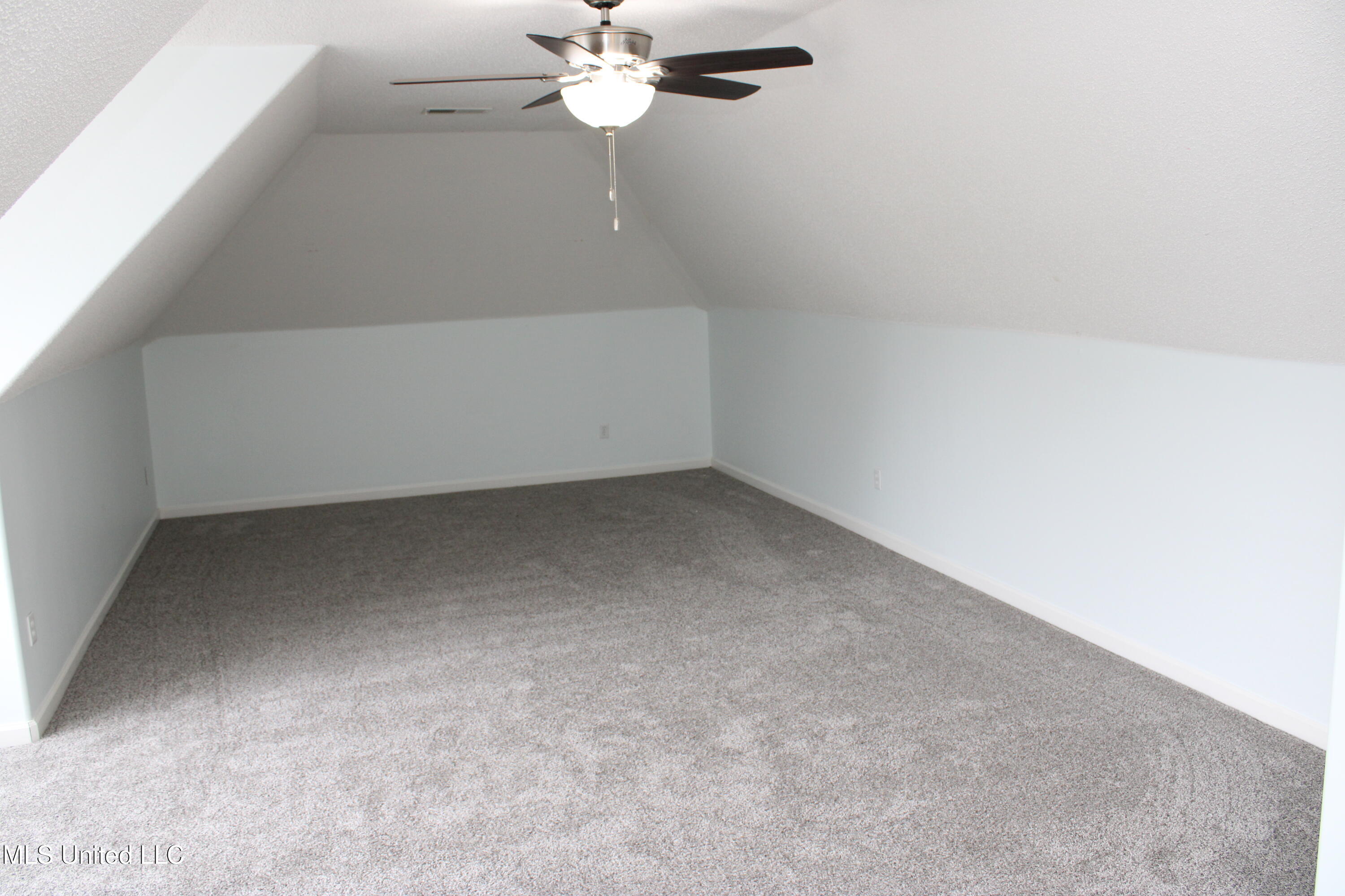 13804 Whispering Pines Drive, Olive Branch, Mississippi image 39