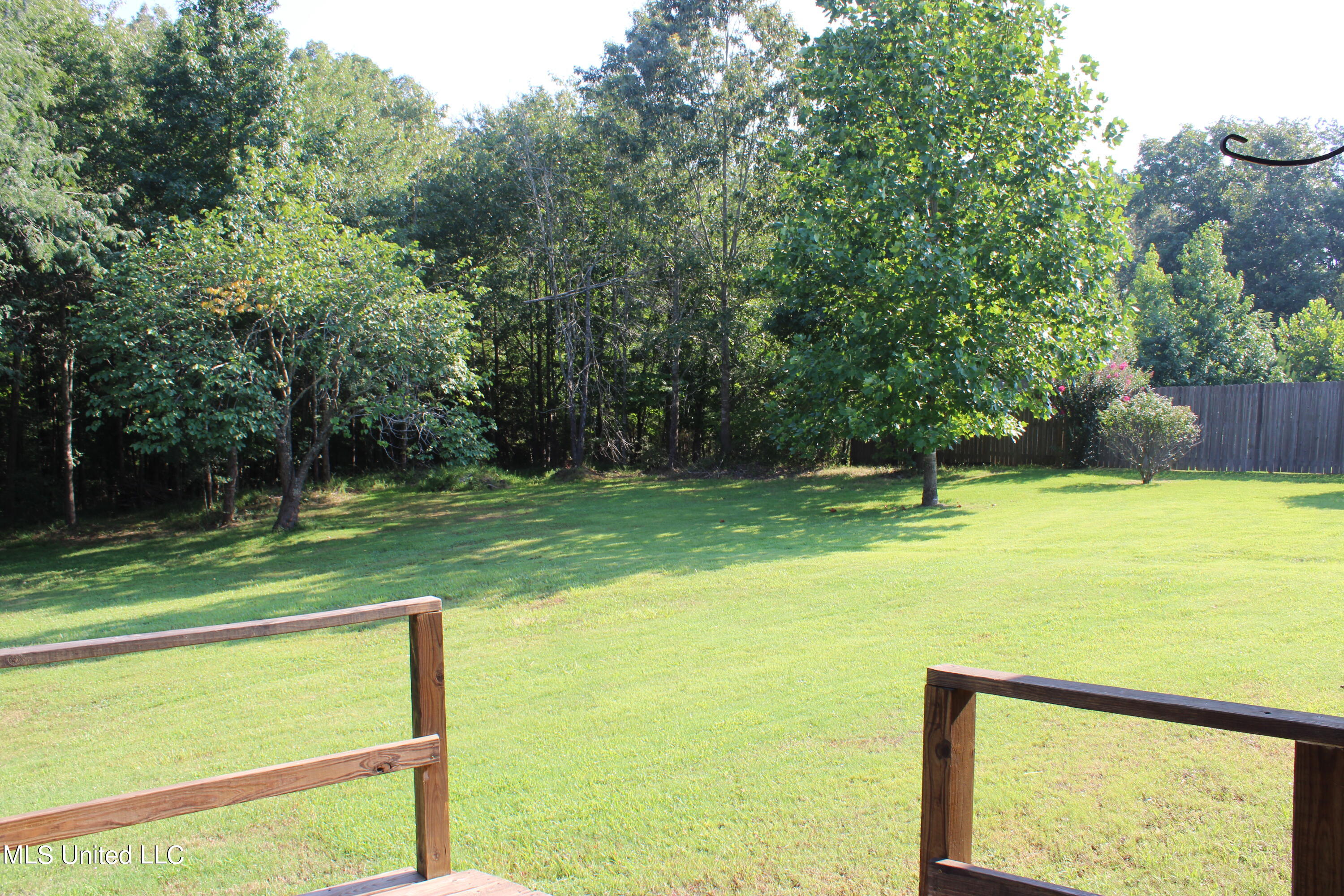 13804 Whispering Pines Drive, Olive Branch, Mississippi image 46