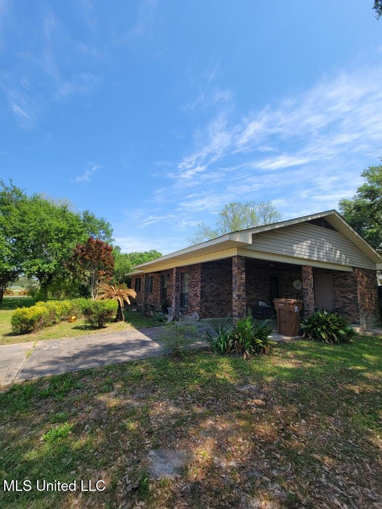 21523 B Street, Long Beach, Mississippi image 2