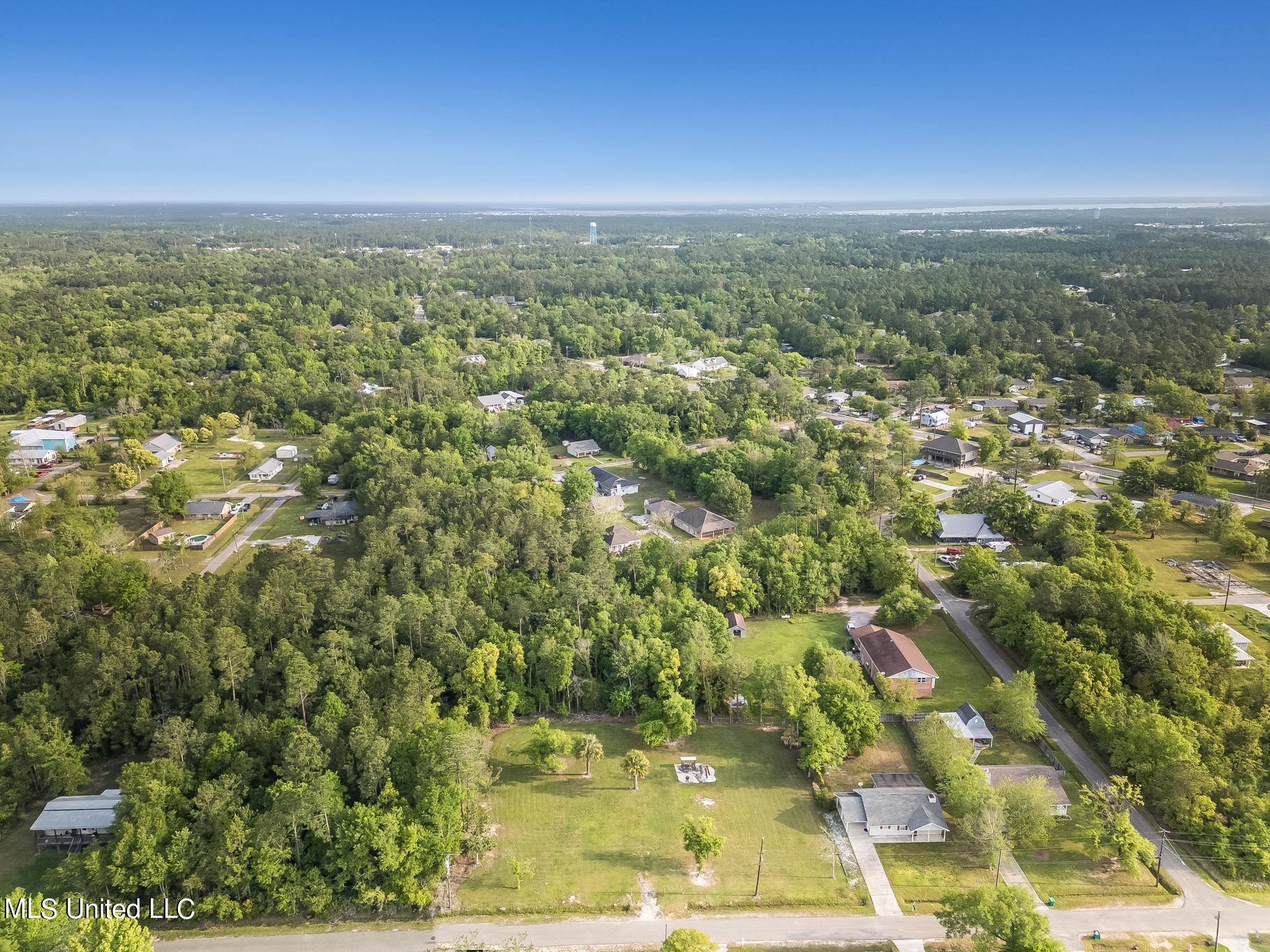 1020 Shipp Street, Waveland, Mississippi image 16