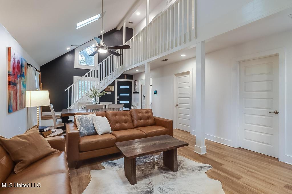 504 Forest Hill Drive, Ocean Springs, Mississippi image 14