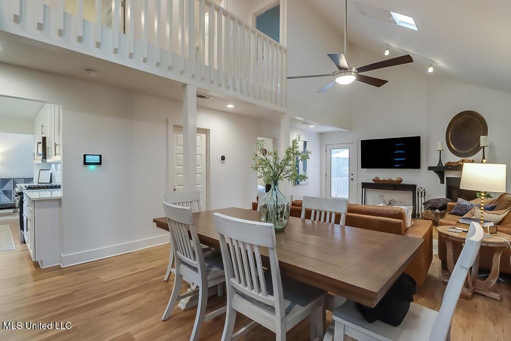 504 Forest Hill Drive, Ocean Springs, Mississippi image 7