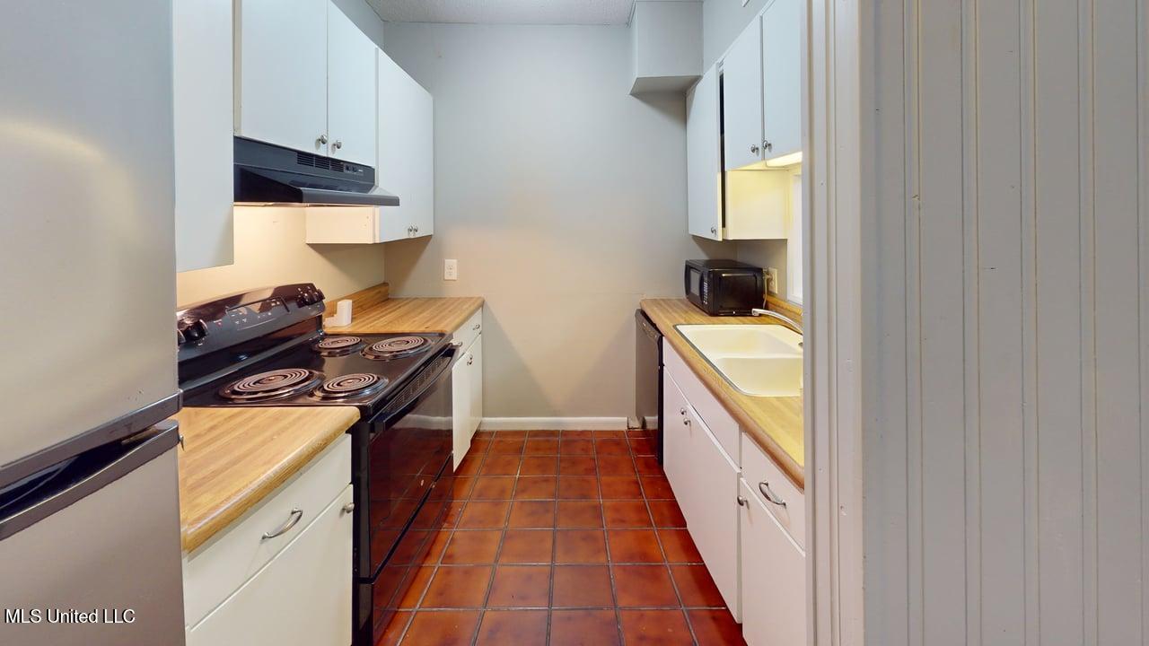 413 Kahler Street #27, Gulfport, Mississippi image 8