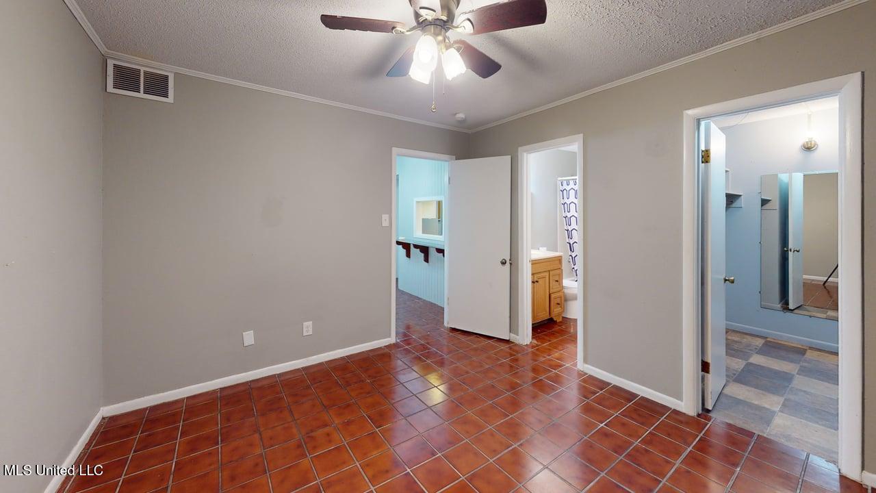 413 Kahler Street #27, Gulfport, Mississippi image 17