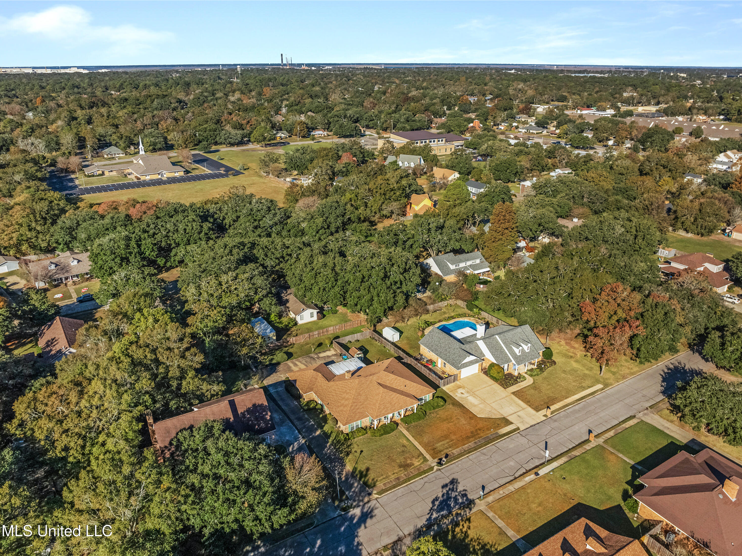 1301 Heidenheim Street, Pascagoula, Mississippi image 38