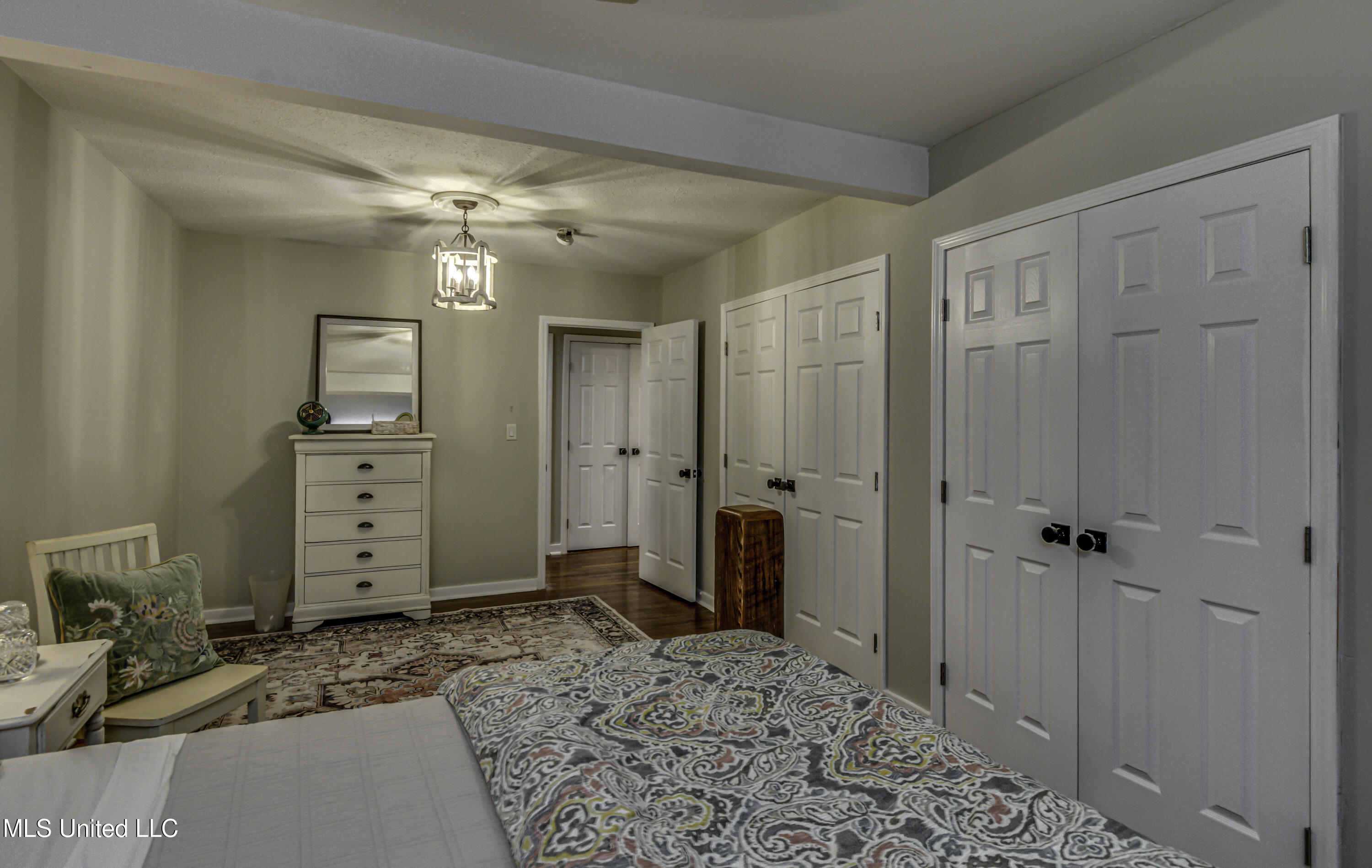 Jackson, Mississippi 39211, United States, 3 Bedrooms Bedrooms, ,3 BathroomsBathrooms,Residential,Active,248575