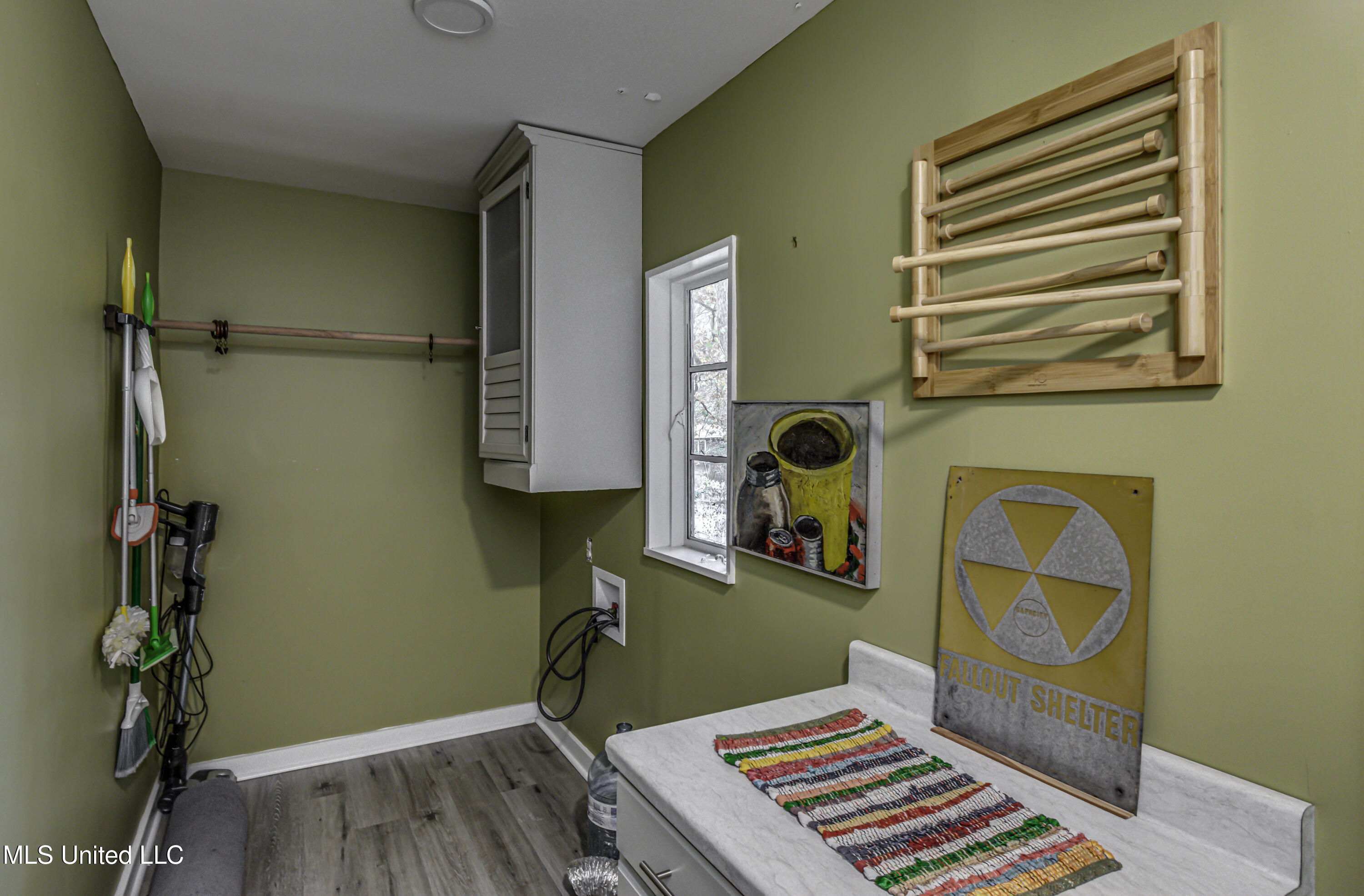 Jackson, Mississippi 39211, United States, 3 Bedrooms Bedrooms, ,3 BathroomsBathrooms,Residential,Active,248575