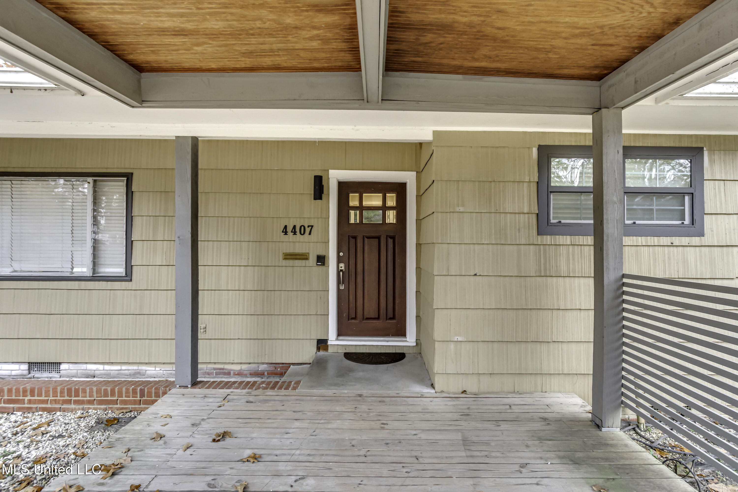 Jackson, Mississippi 39211, United States, 3 Bedrooms Bedrooms, ,3 BathroomsBathrooms,Residential,Active,248575