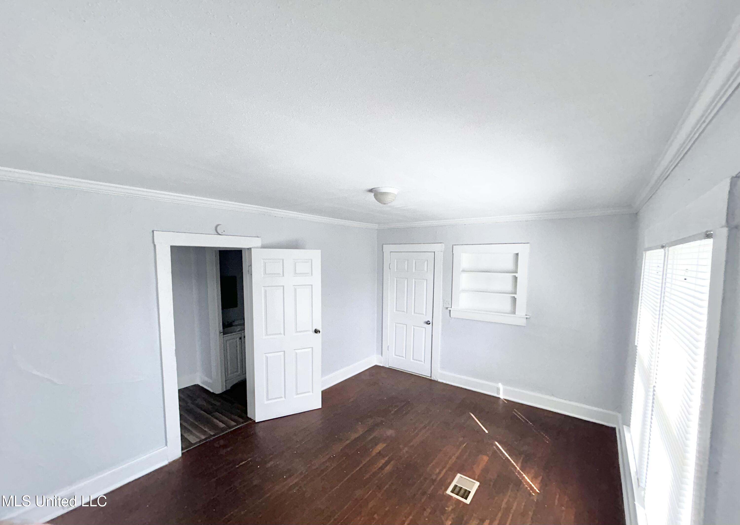 1004 Spengler Street, Jackson, Mississippi image 2