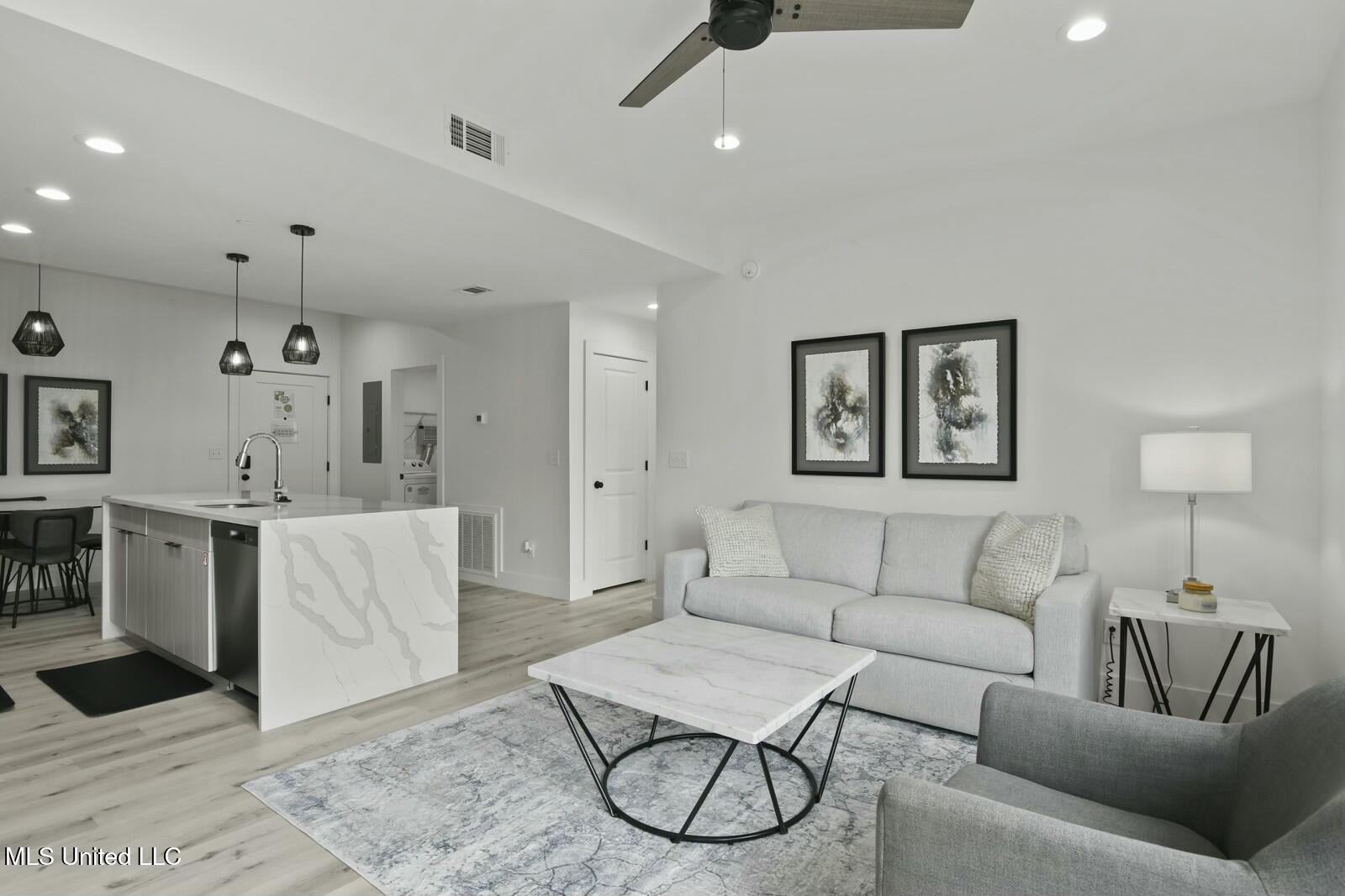 1302 Magnolia Street #107, Gulfport, Mississippi image 10