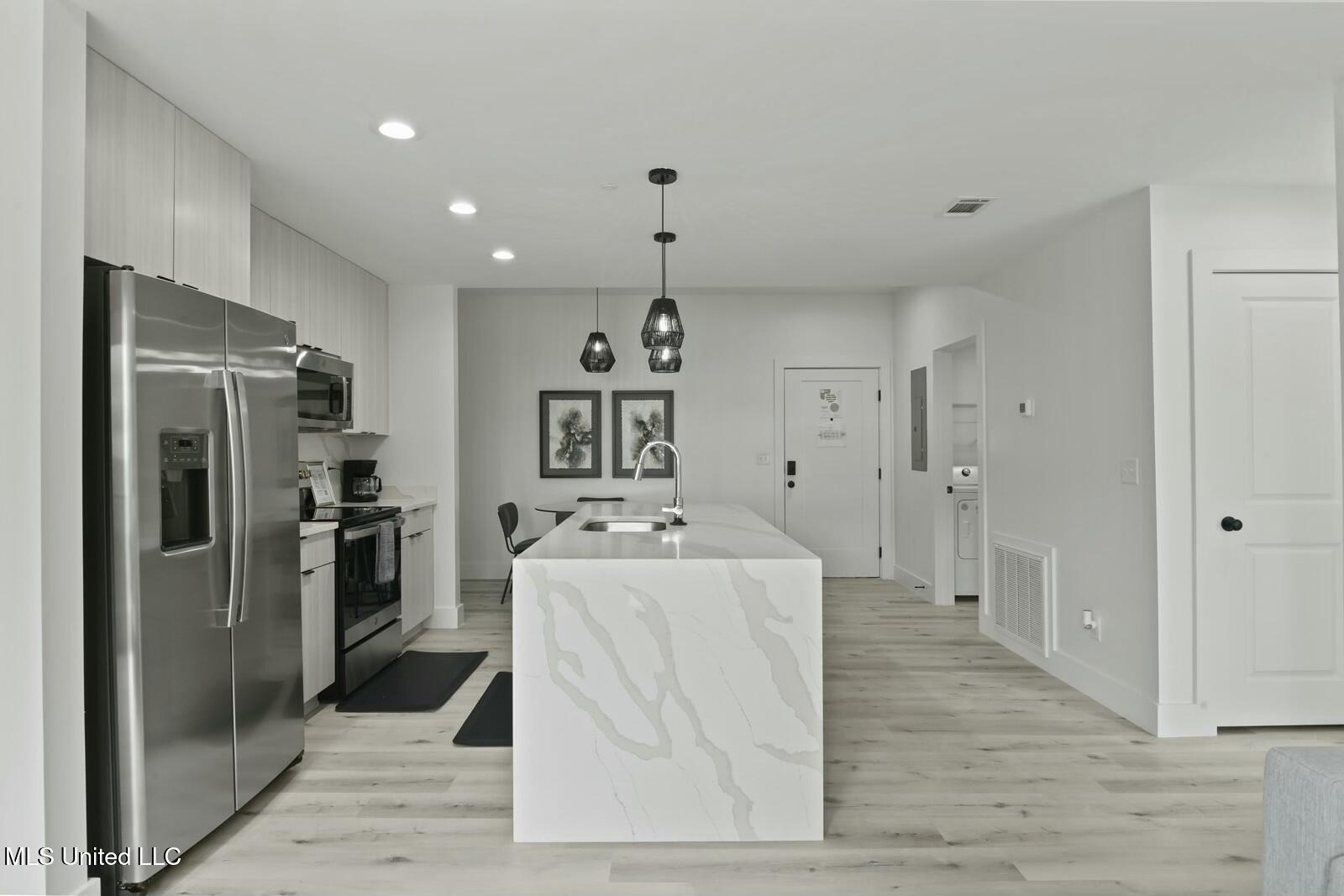 1302 Magnolia Street #107, Gulfport, Mississippi image 11