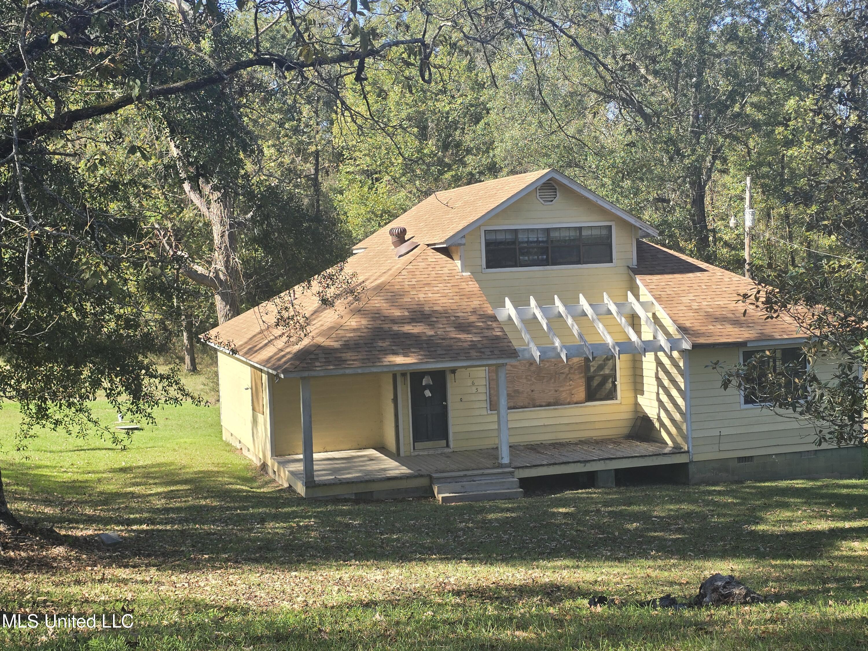 6165 N Chapel Hill Road, Bolton, Mississippi image 2