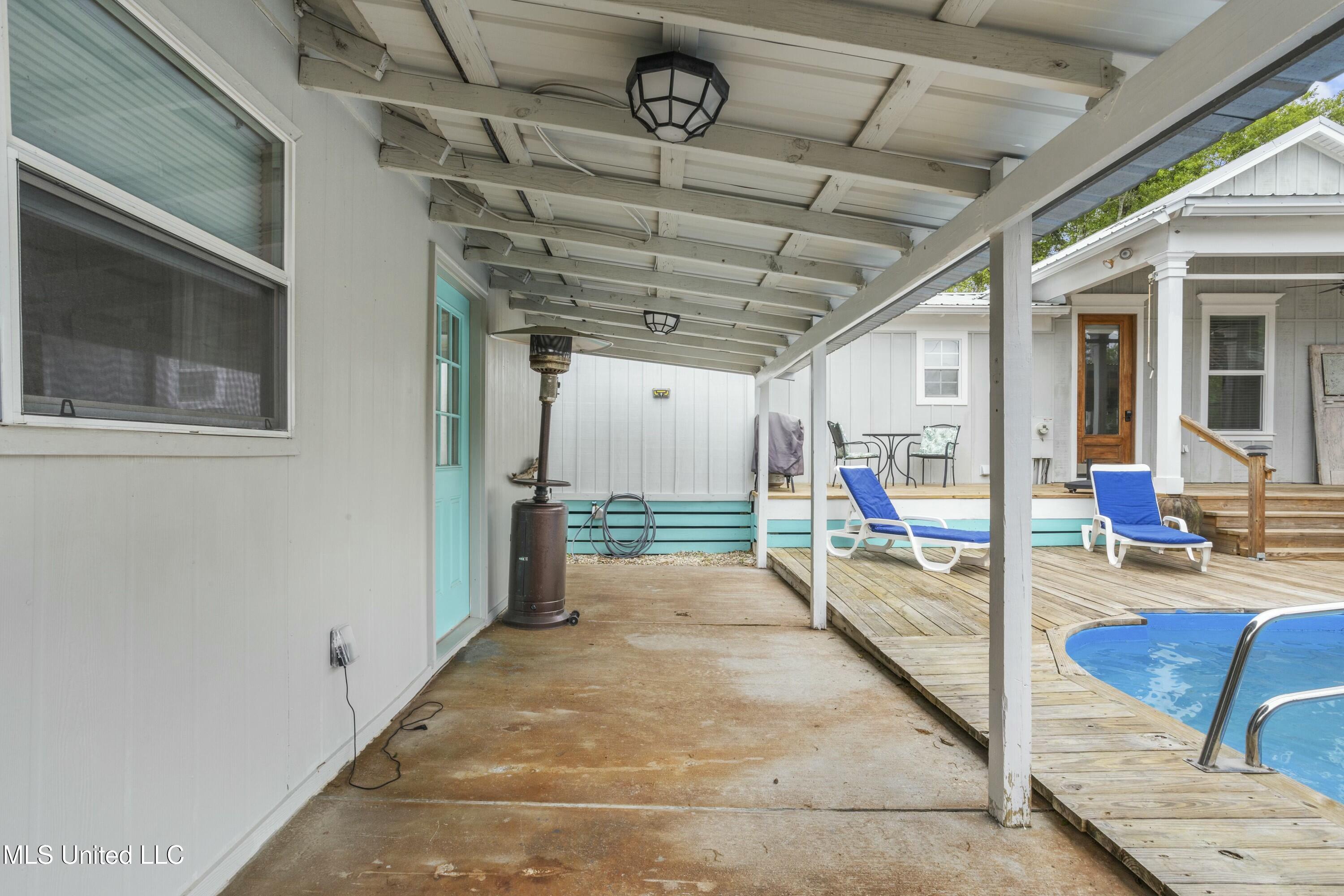 402 State Street, Bay Saint Louis, Mississippi image 40