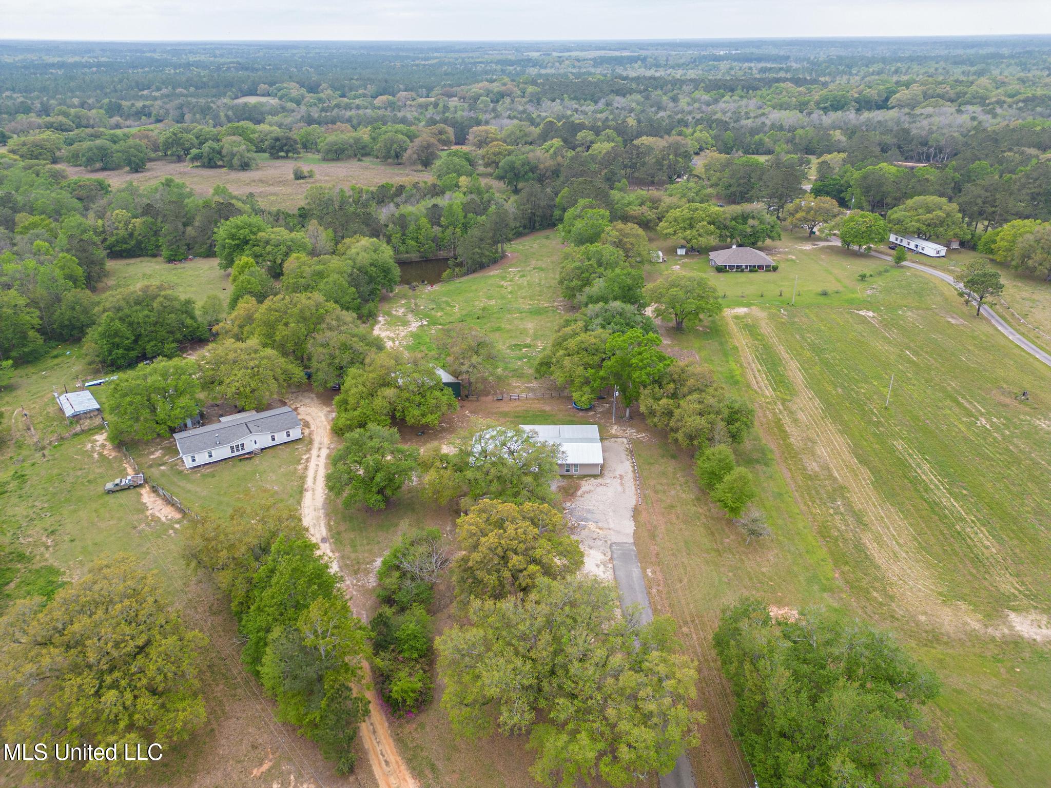 2100 Jessica Drive, Pass Christian, Mississippi image 4