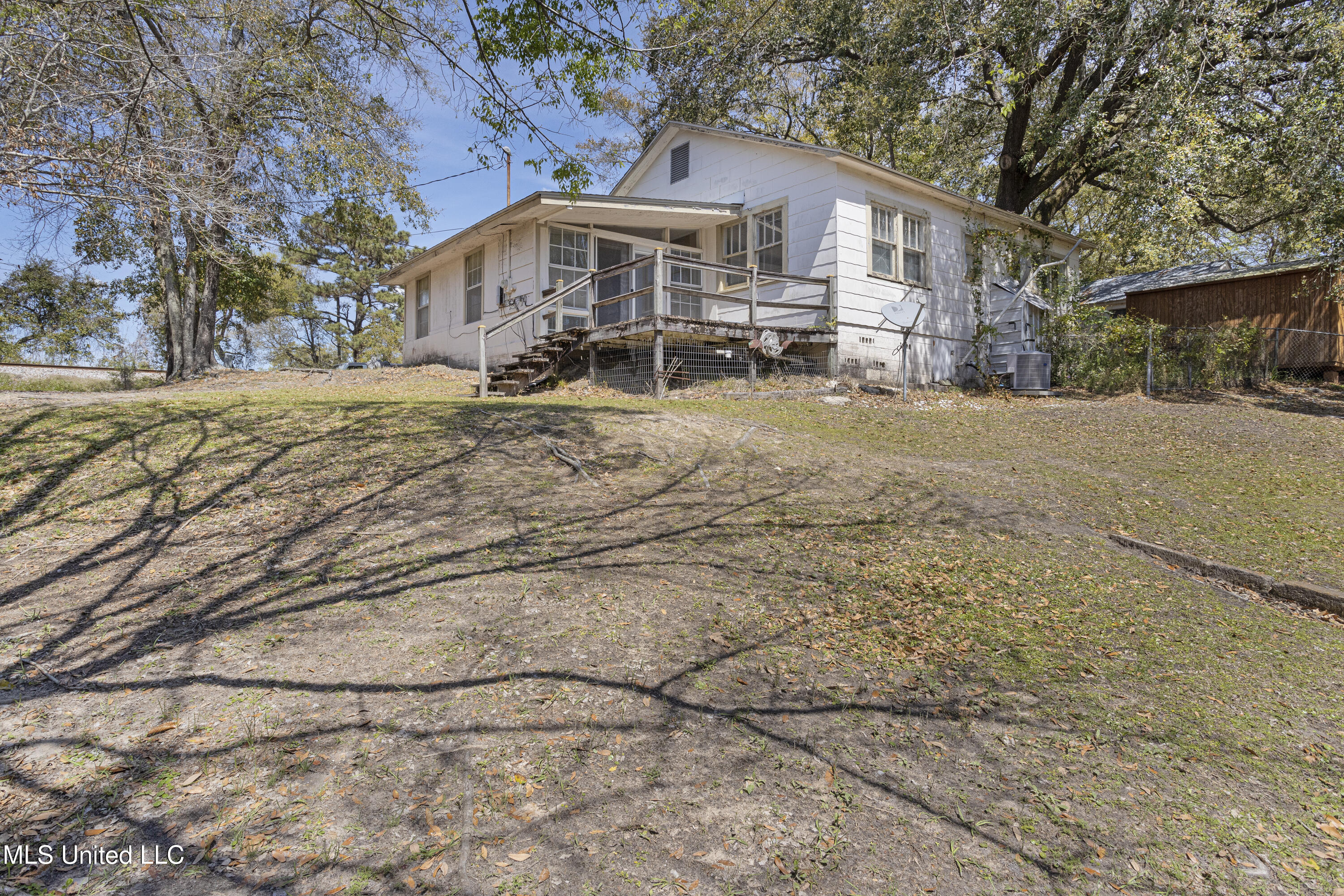 718 Signal Street, Ocean Springs, Mississippi image 29