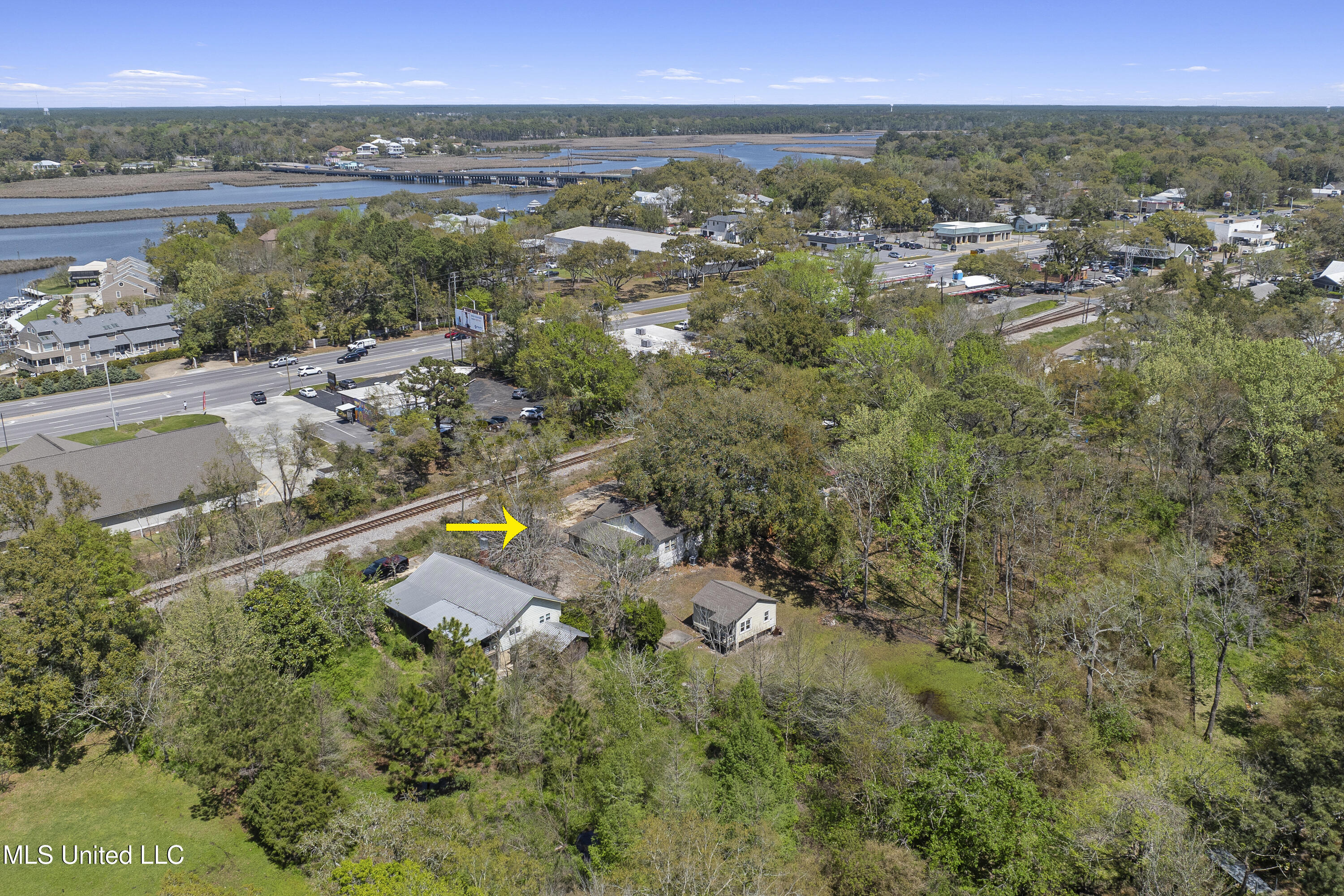718 Signal Street, Ocean Springs, Mississippi image 42