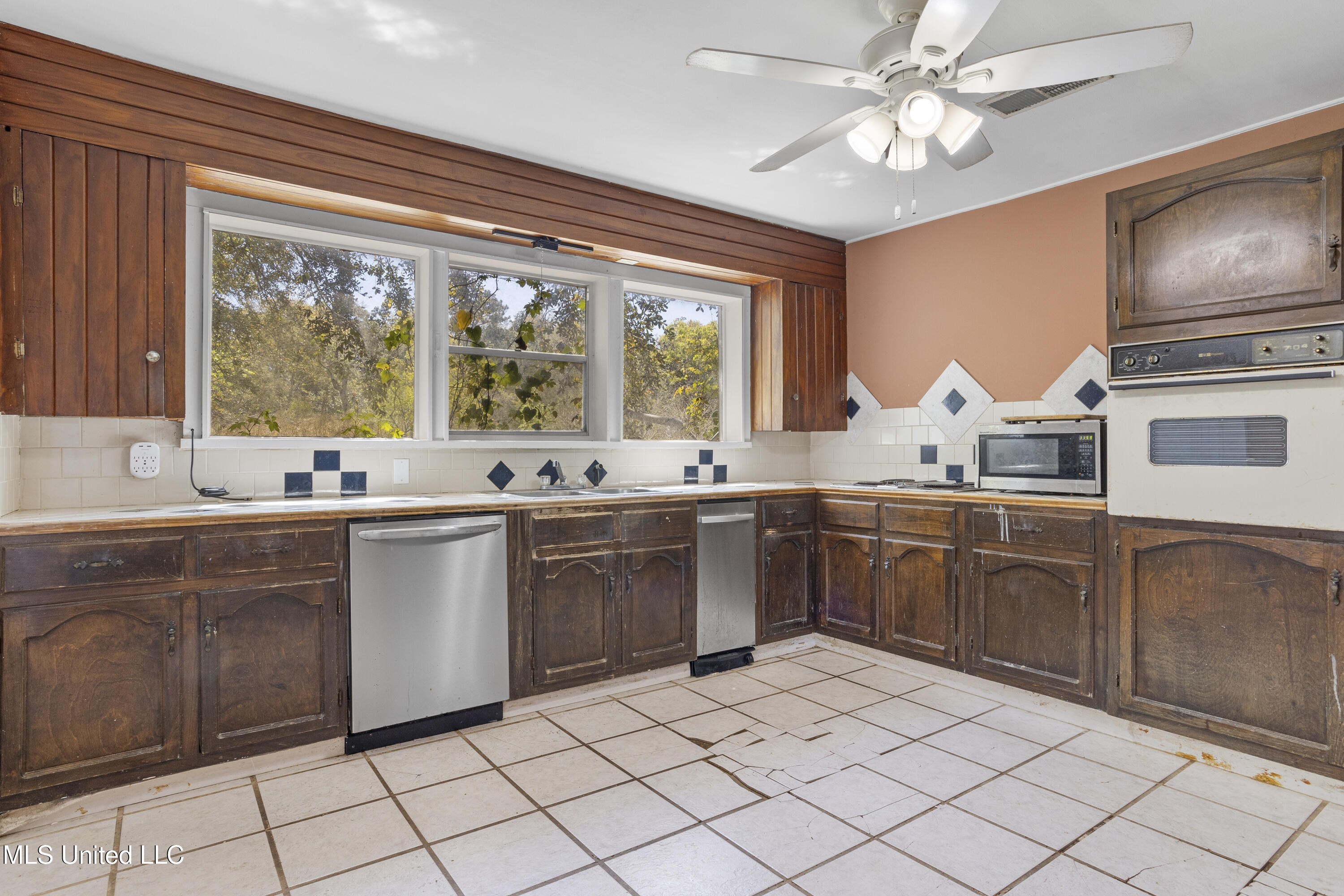 718 Signal Street, Ocean Springs, Mississippi image 17