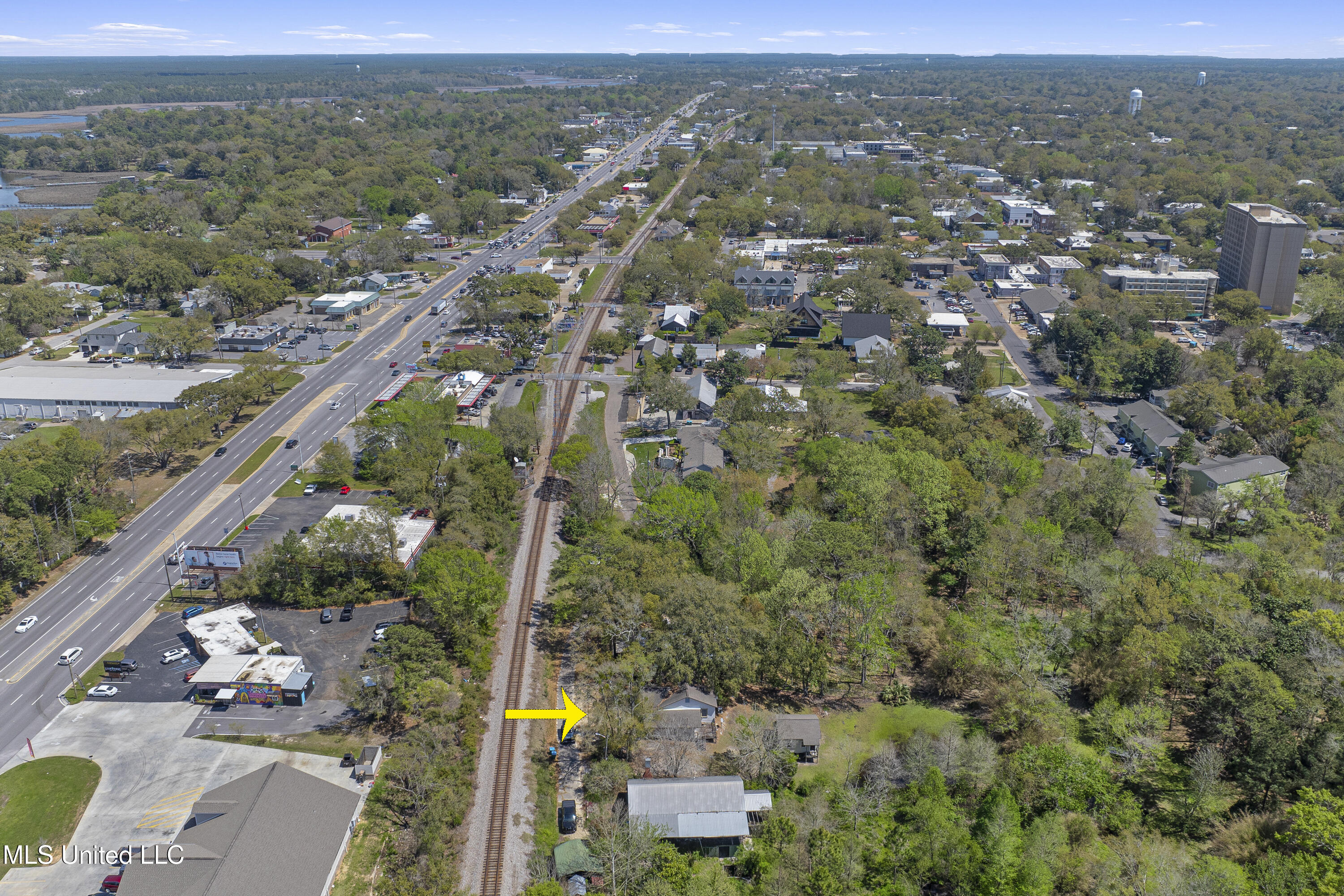 718 Signal Street, Ocean Springs, Mississippi image 41