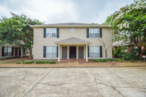 Condo For Sale - 409 Santa Anita Drive<br/> Oktibbeha County, Starkville, MS 39759