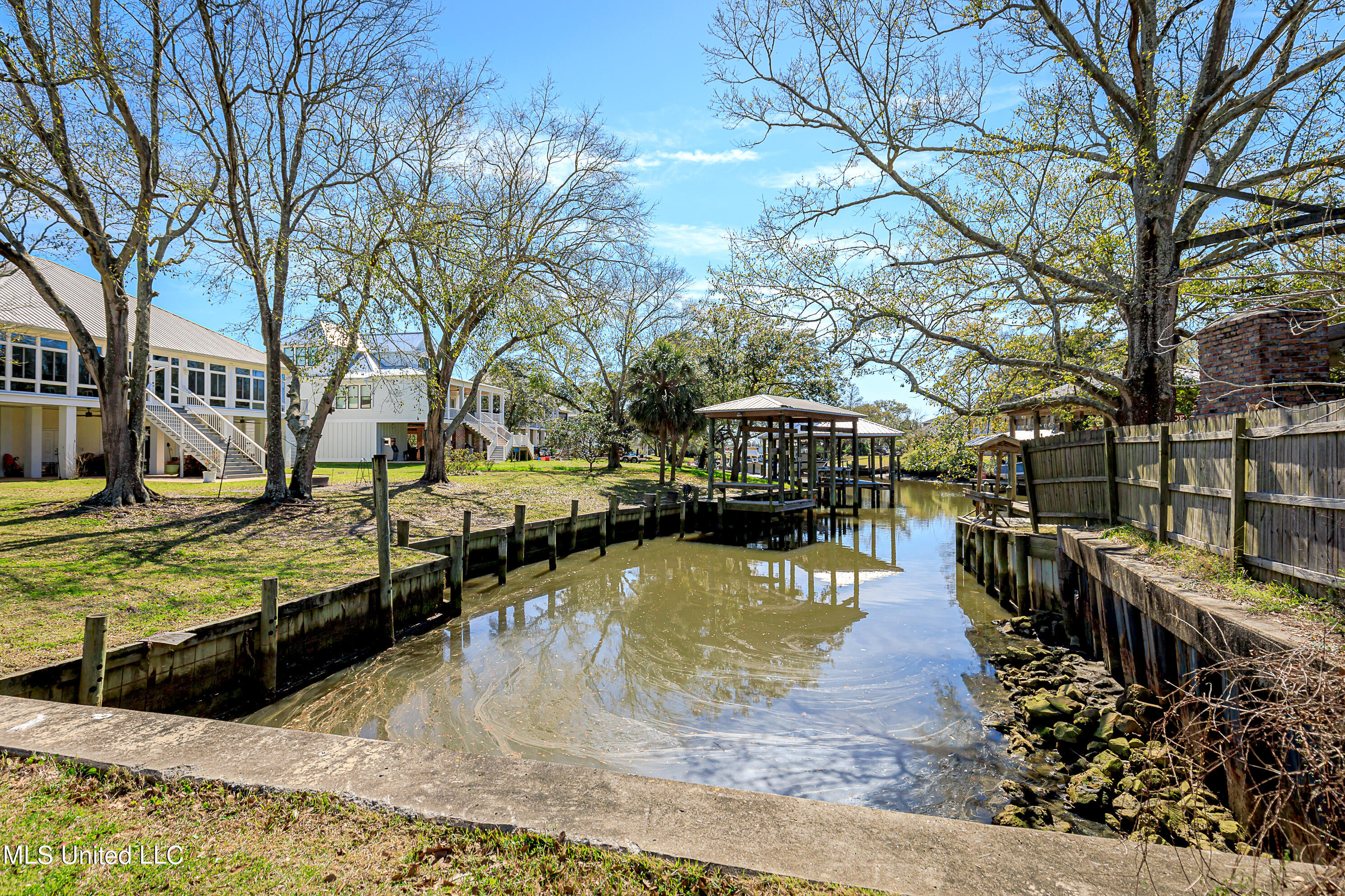 715 St Mary Street, Pascagoula, Mississippi image 2