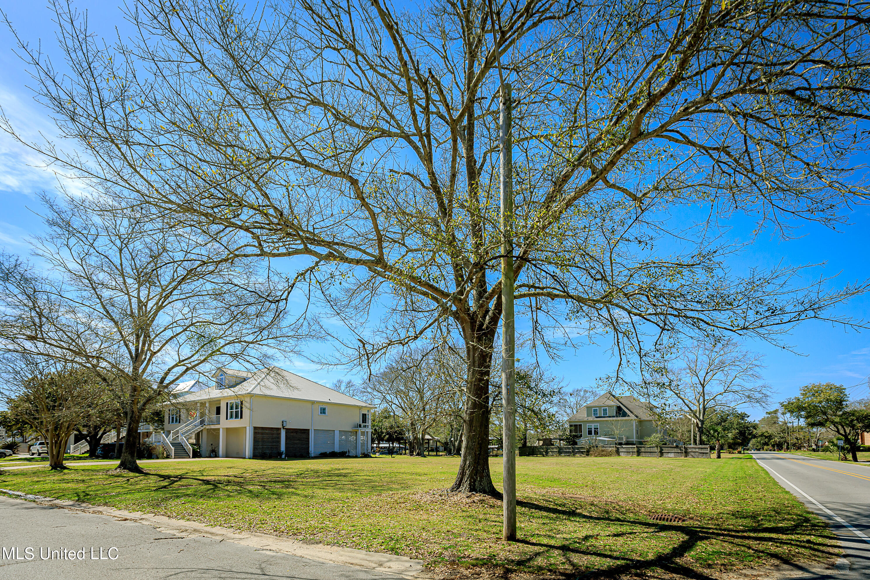 715 St Mary Street, Pascagoula, Mississippi image 4