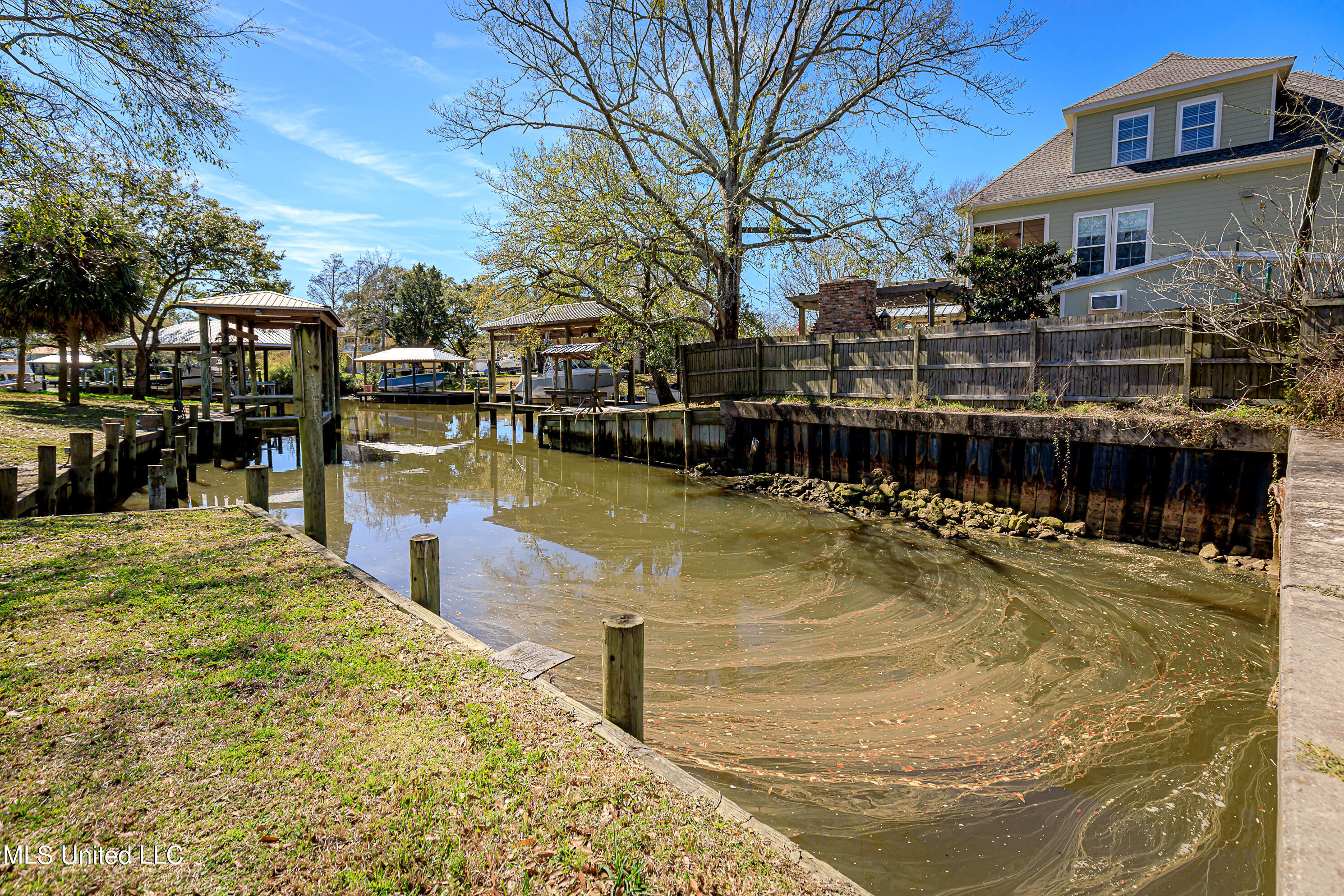 715 St Mary Street, Pascagoula, Mississippi image 11