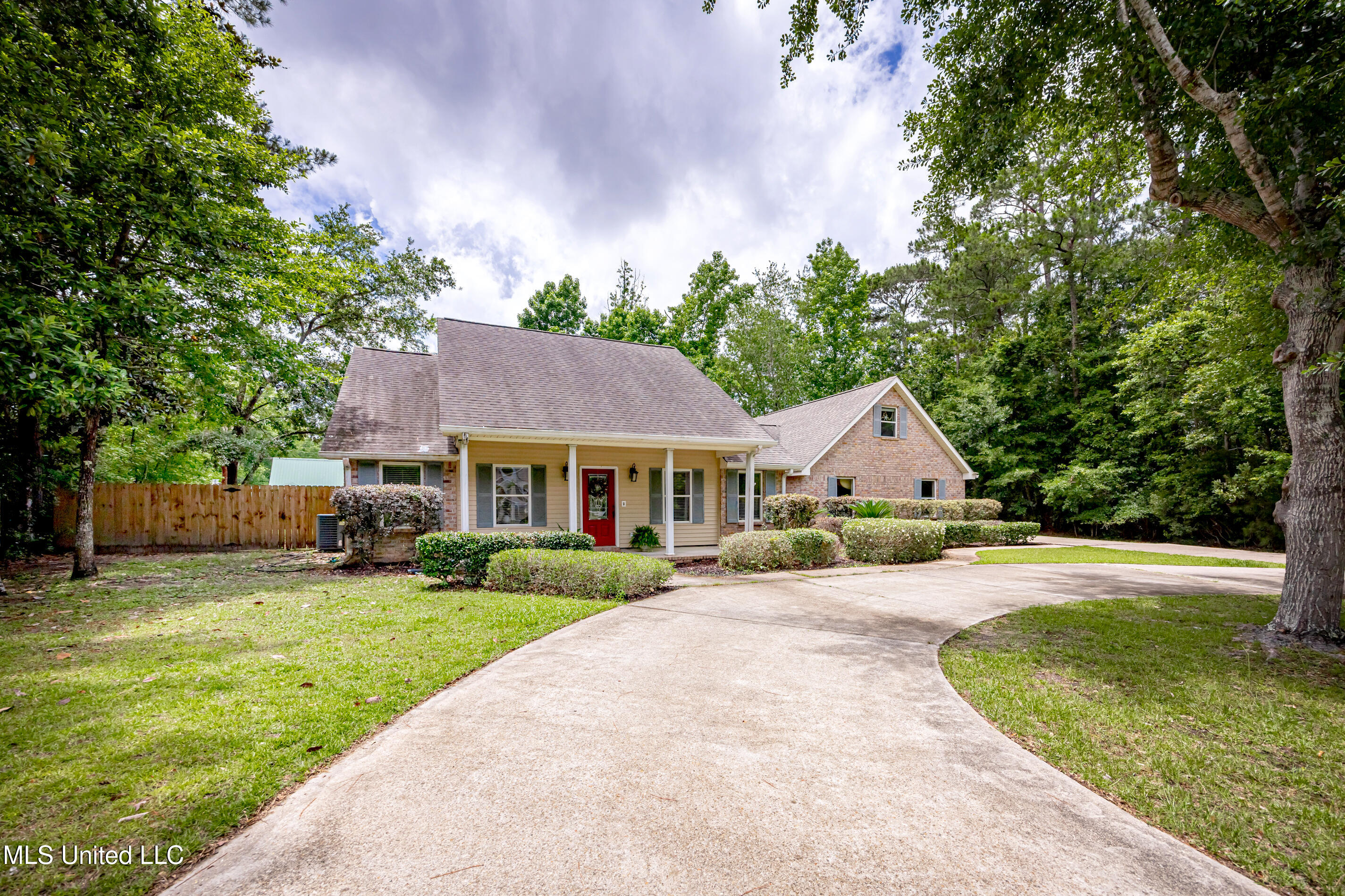 7321 Ieke Circle, Diamondhead, Mississippi image 6