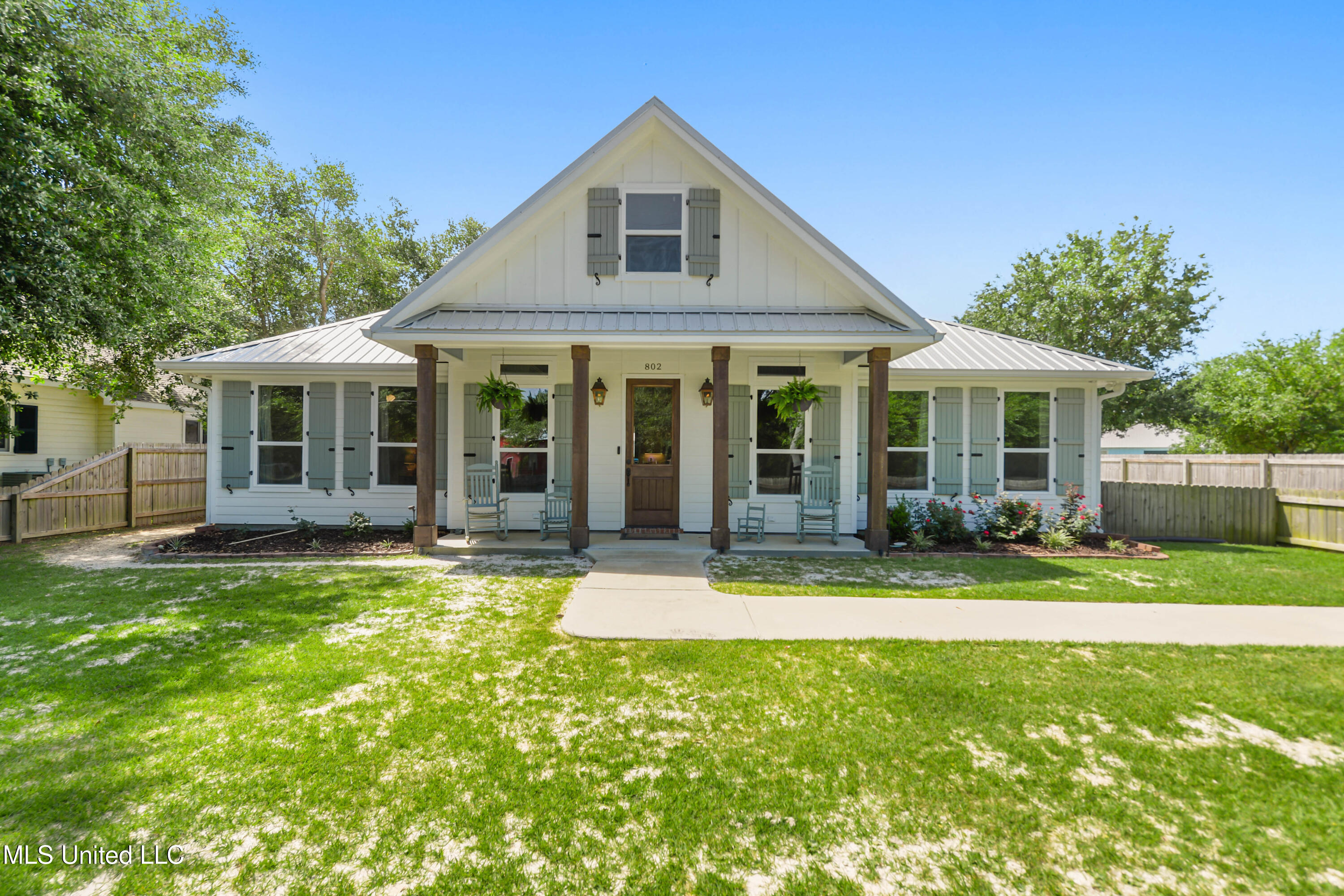 802 Old Spanish Trail, Bay Saint Louis, Mississippi image 2
