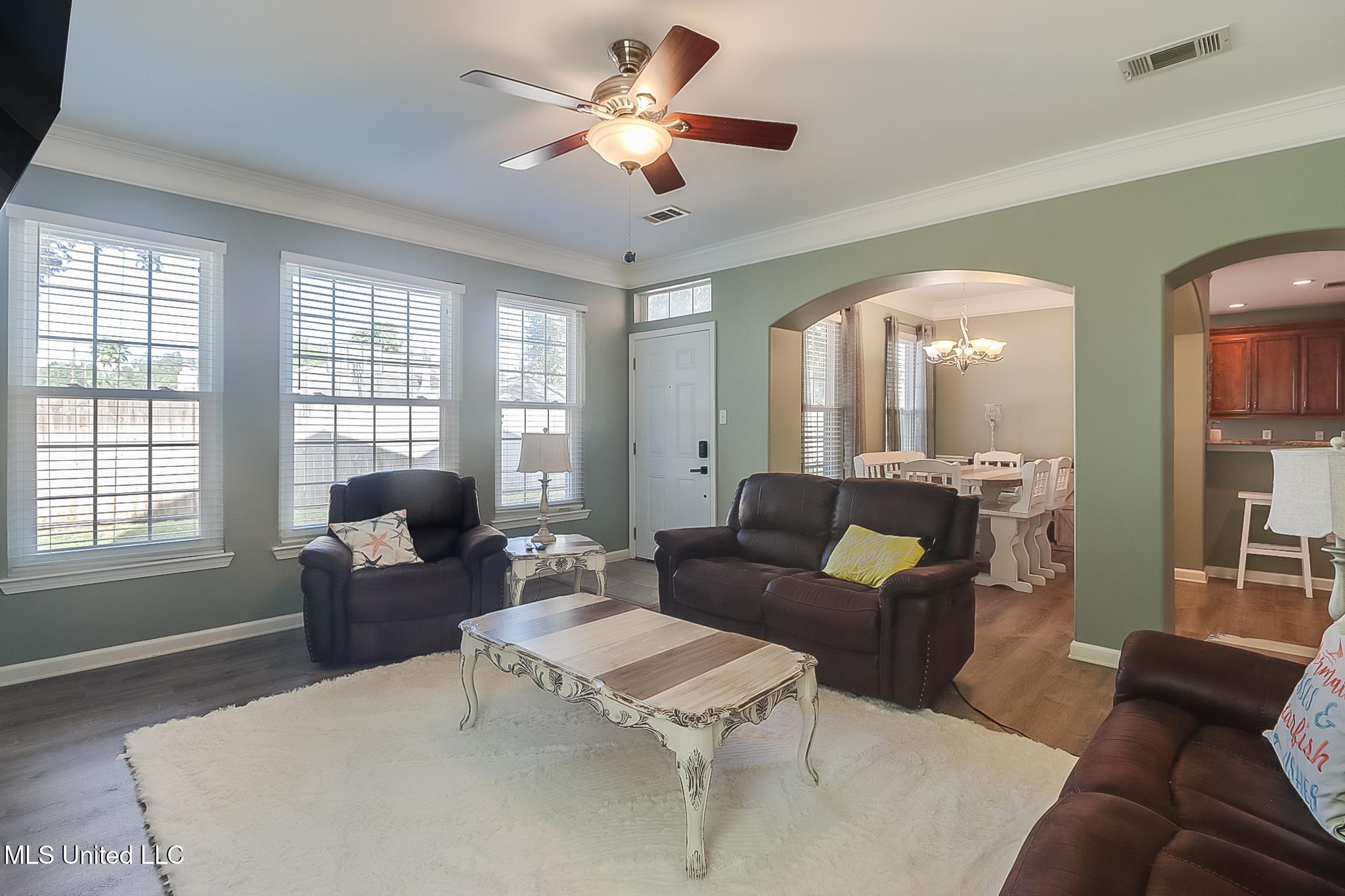 2252 Beach Drive #2401, Gulfport, Mississippi image 3