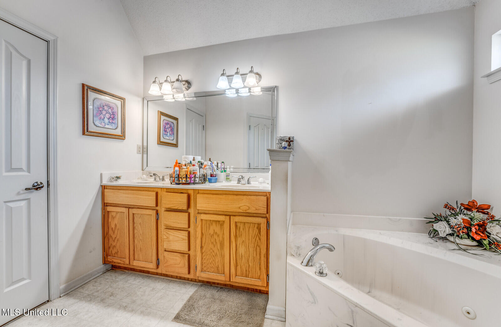 6222 Ravenwood Cove, Horn Lake, Mississippi image 19