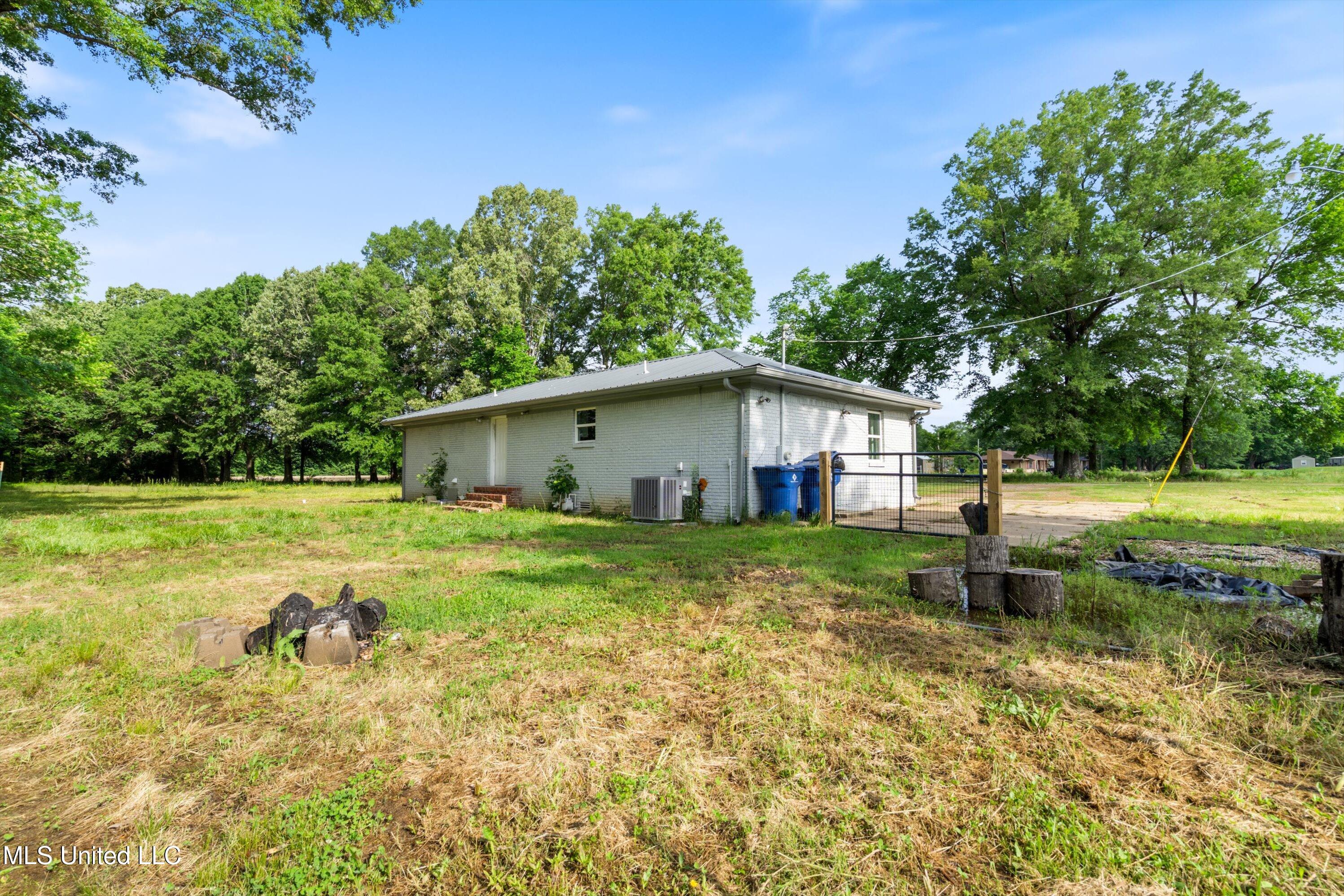 2363 Grass Pond Road, Hernando, Mississippi image 18