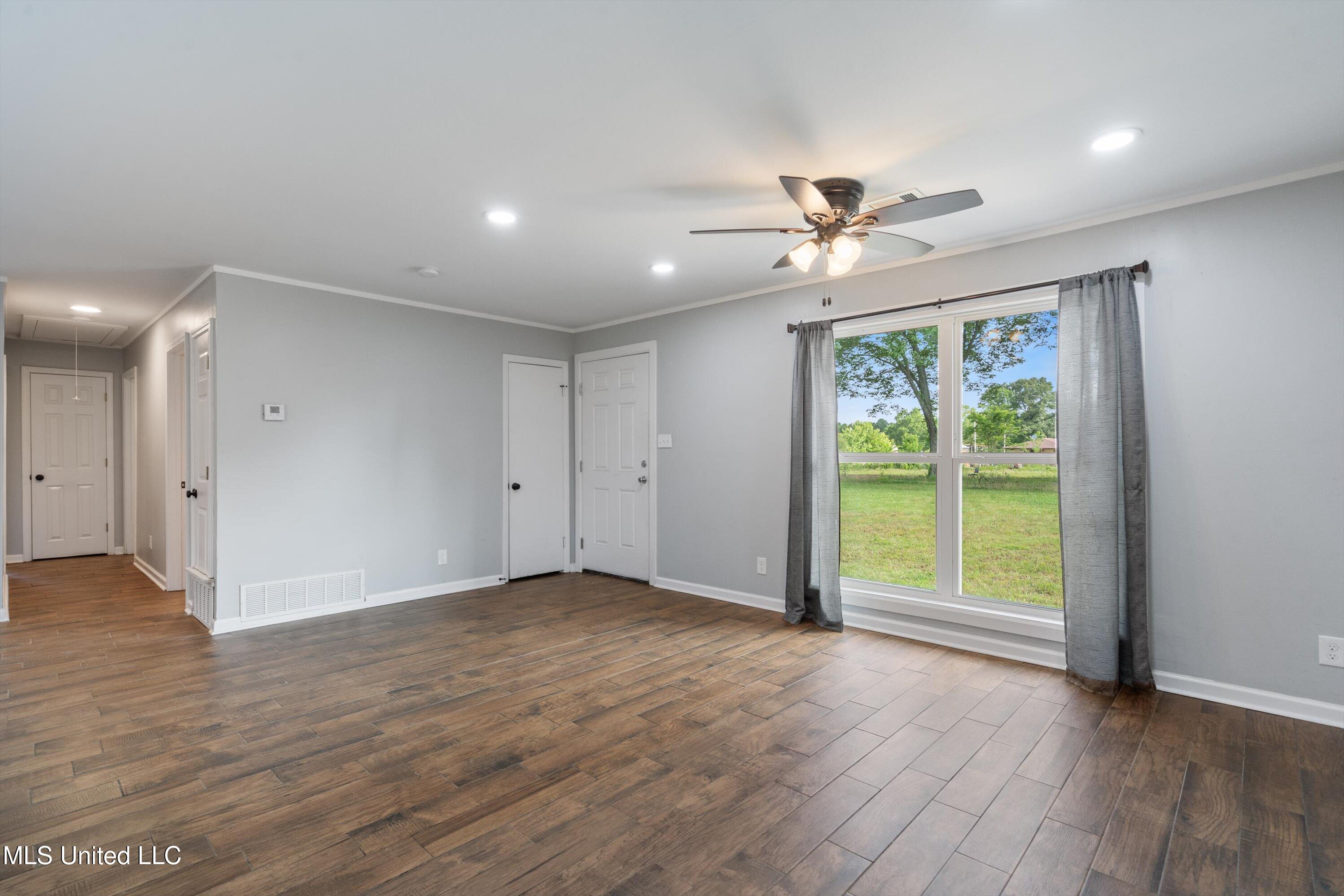 2363 Grass Pond Road, Hernando, Mississippi image 4