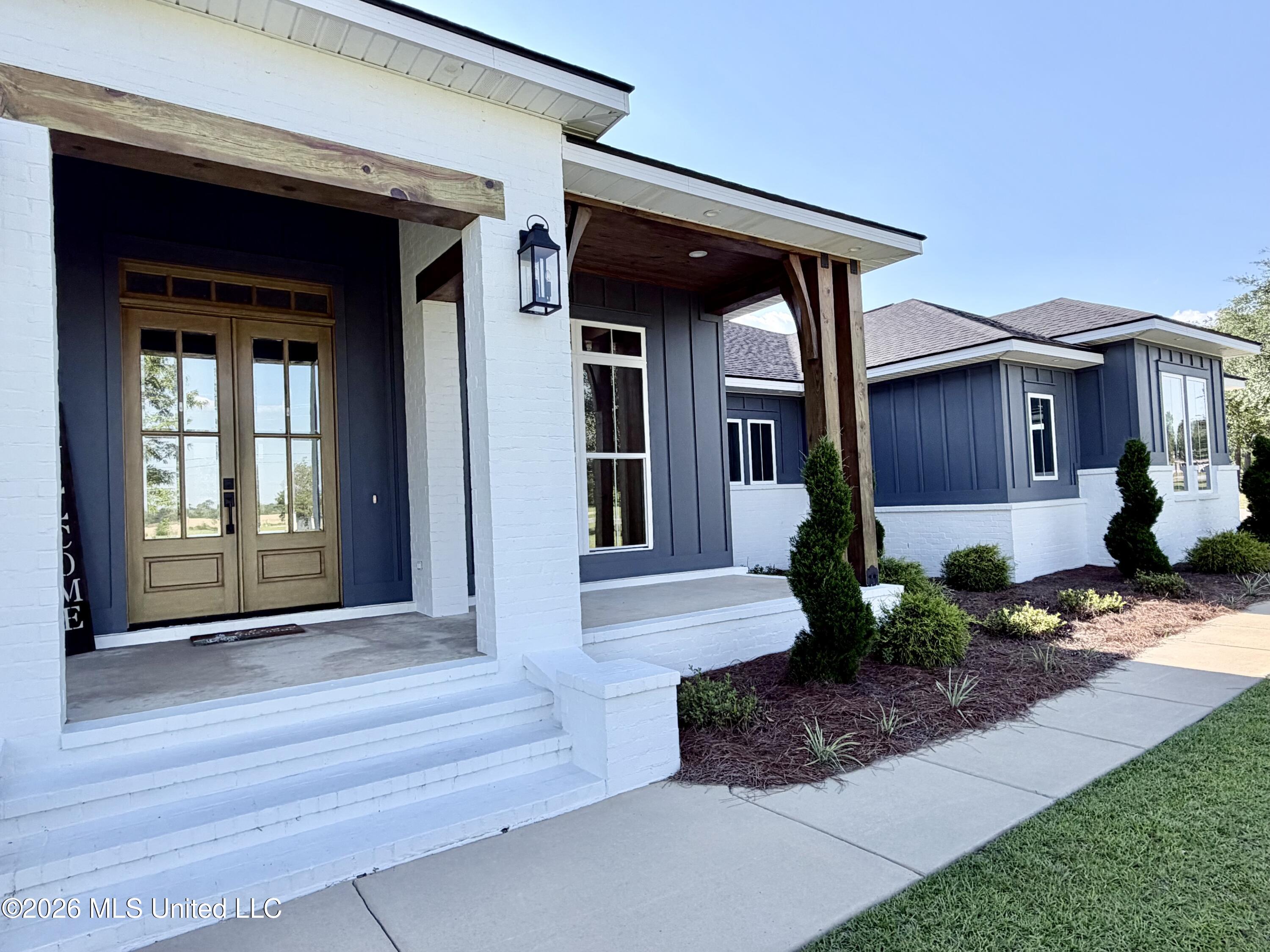 2410 Timber Lane