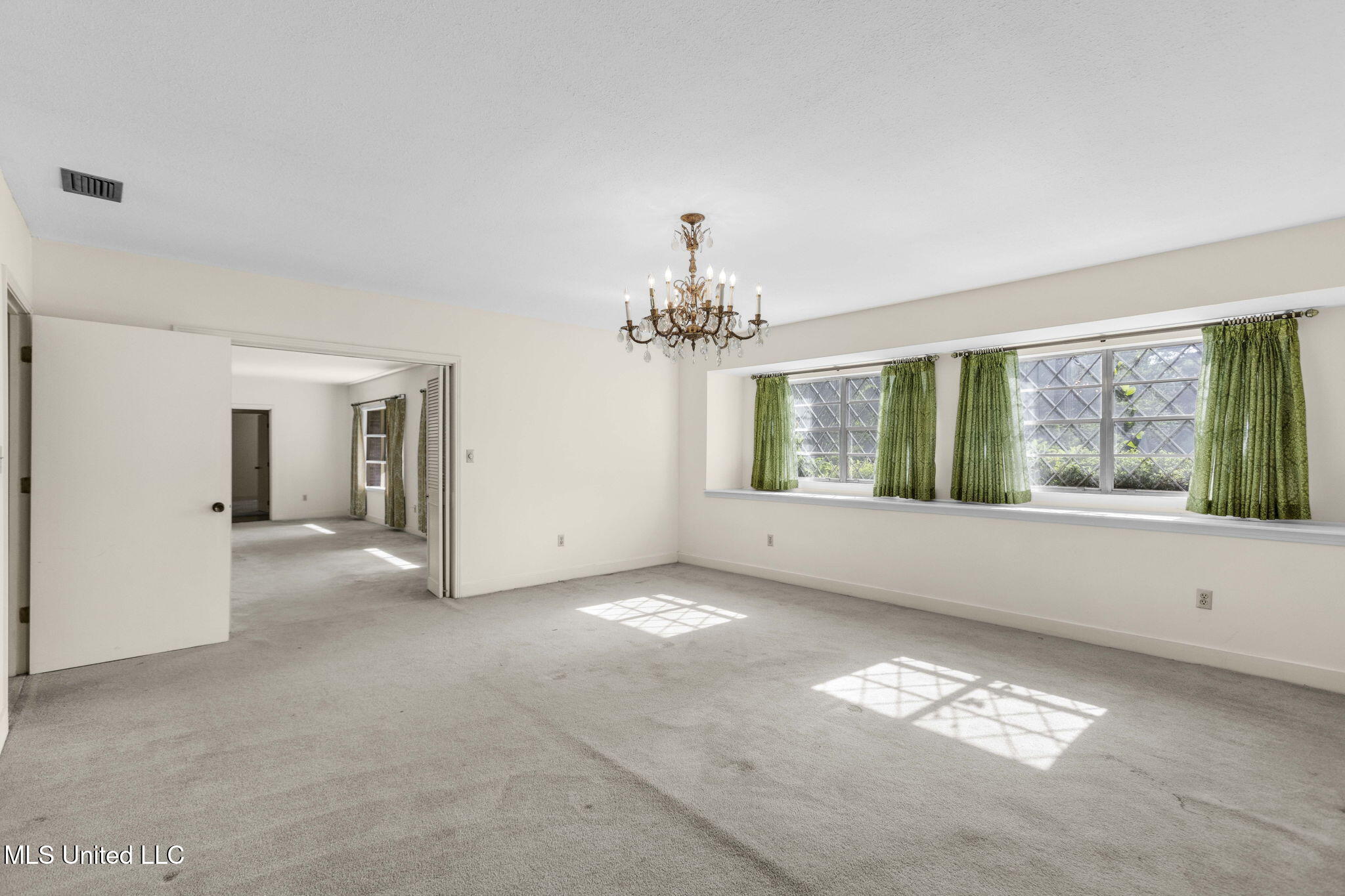 160 Marblehead Court, Jackson, Mississippi image 9