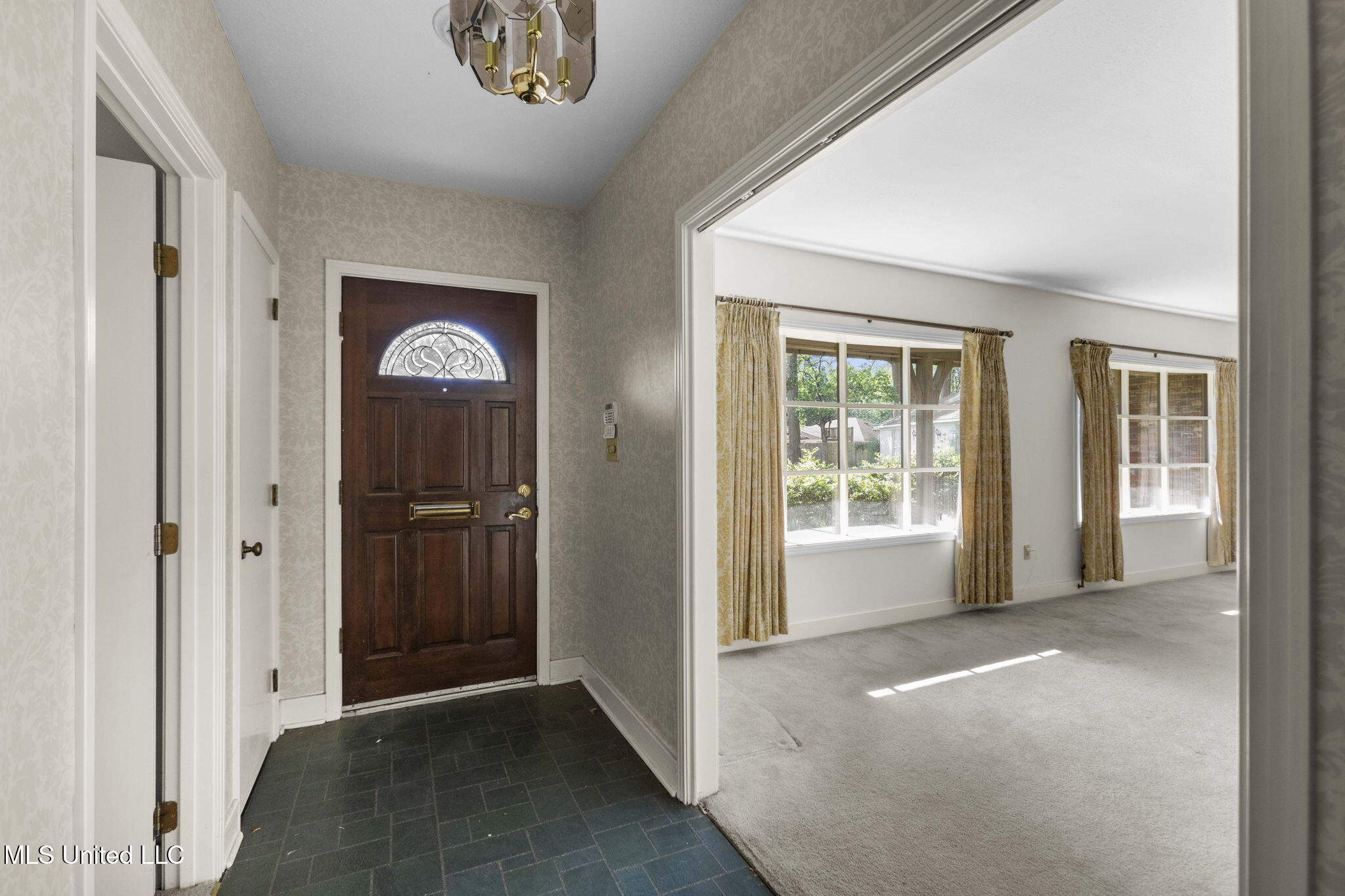 160 Marblehead Court, Jackson, Mississippi image 6
