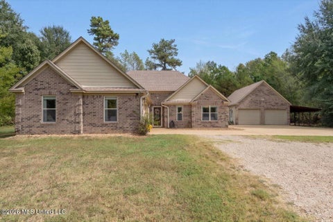 Homes For Sale - 111 Patriot Way<br/> Byhalia, MS 38611