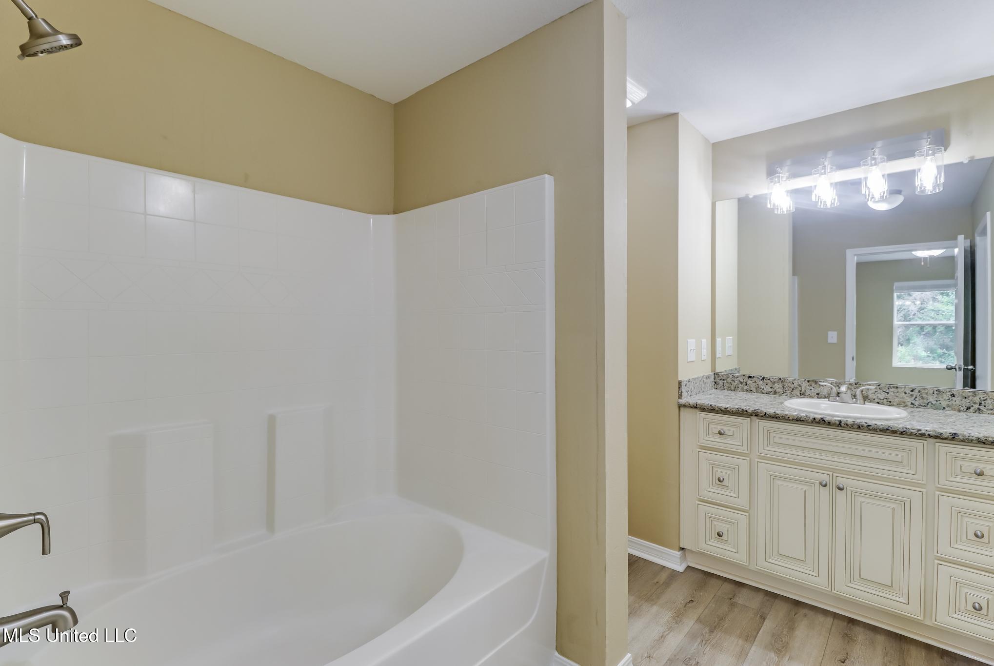 13051 Turtle Creek Parkway, Gulfport, Mississippi image 9