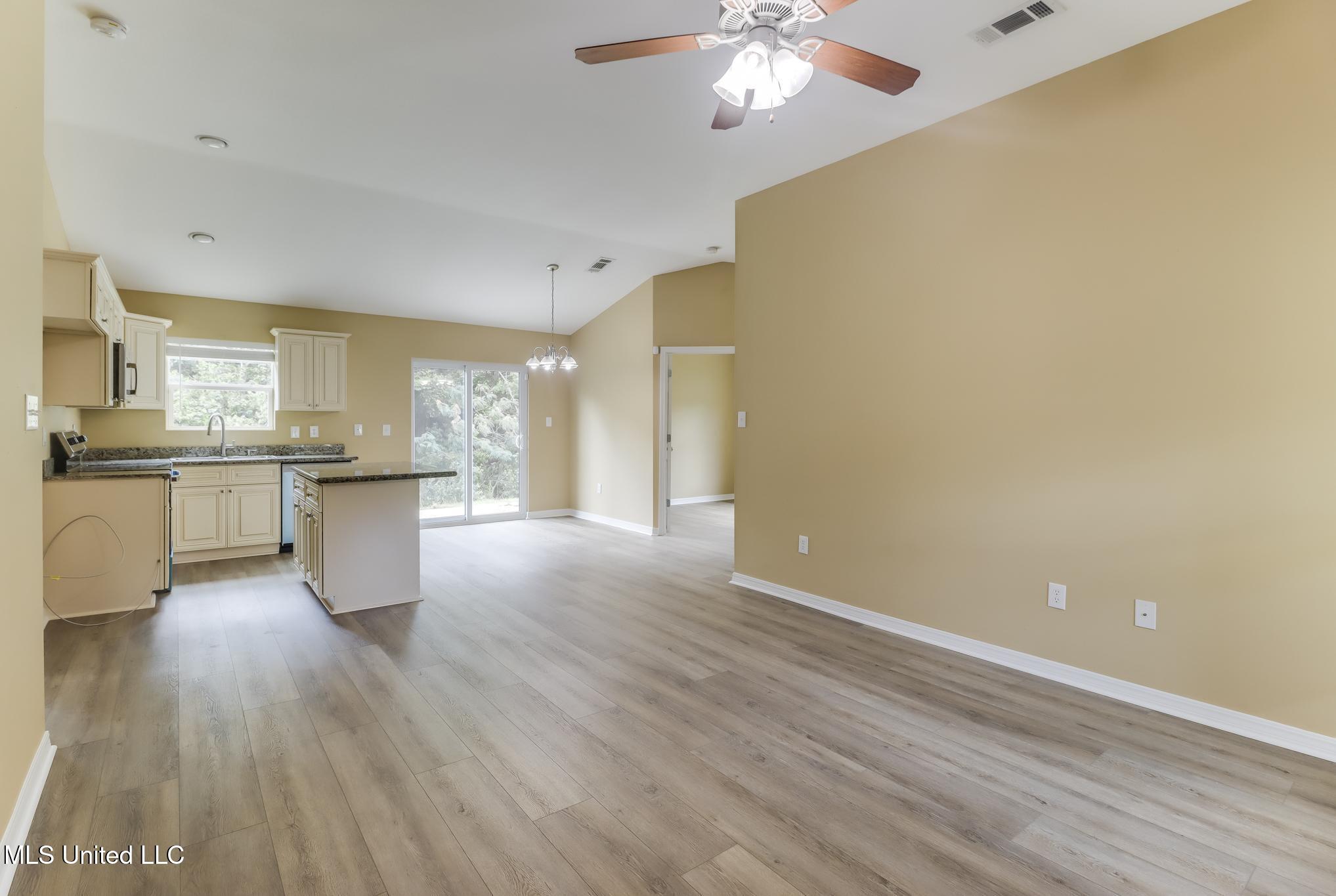 13051 Turtle Creek Parkway, Gulfport, Mississippi image 2