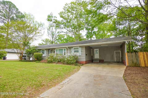 Homes For Sale - 1923 Cherokee Drive<br/> Jackson, MS 39211