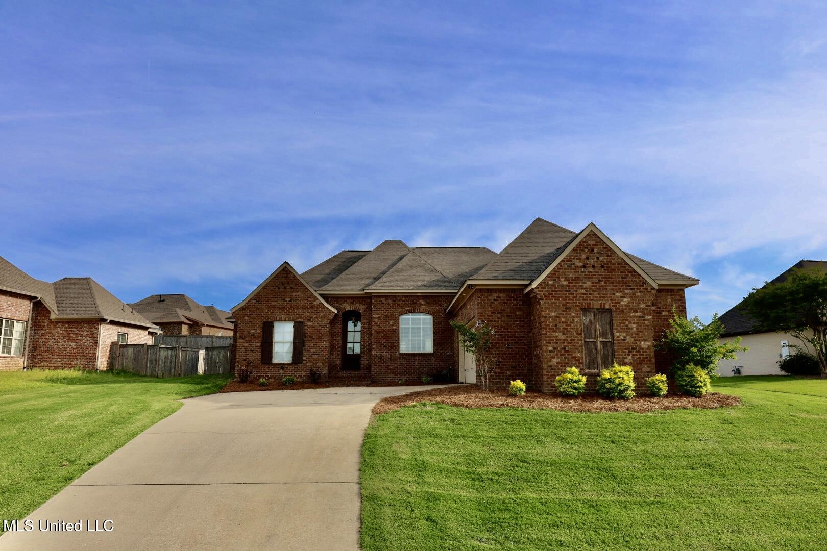 109 Camden Shores, Madison, Mississippi image 1