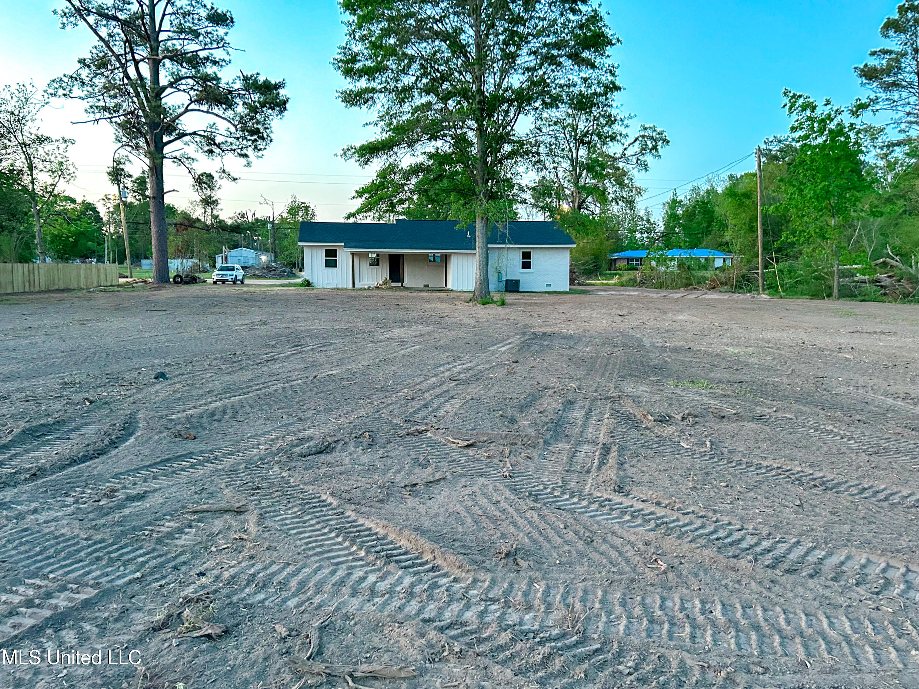 822 Eaton Street, Taylorsville, Mississippi image 5