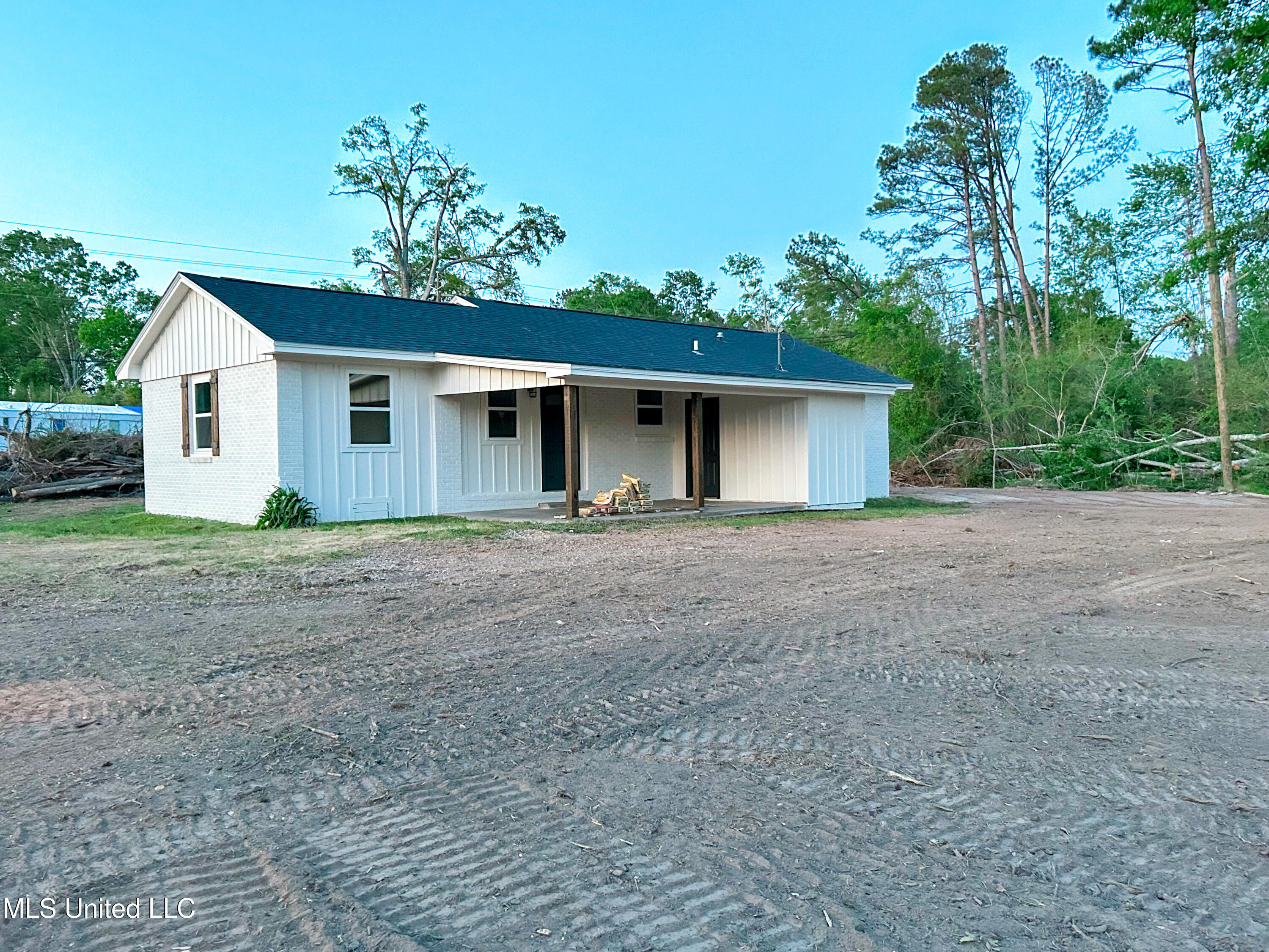 822 Eaton Street, Taylorsville, Mississippi image 4