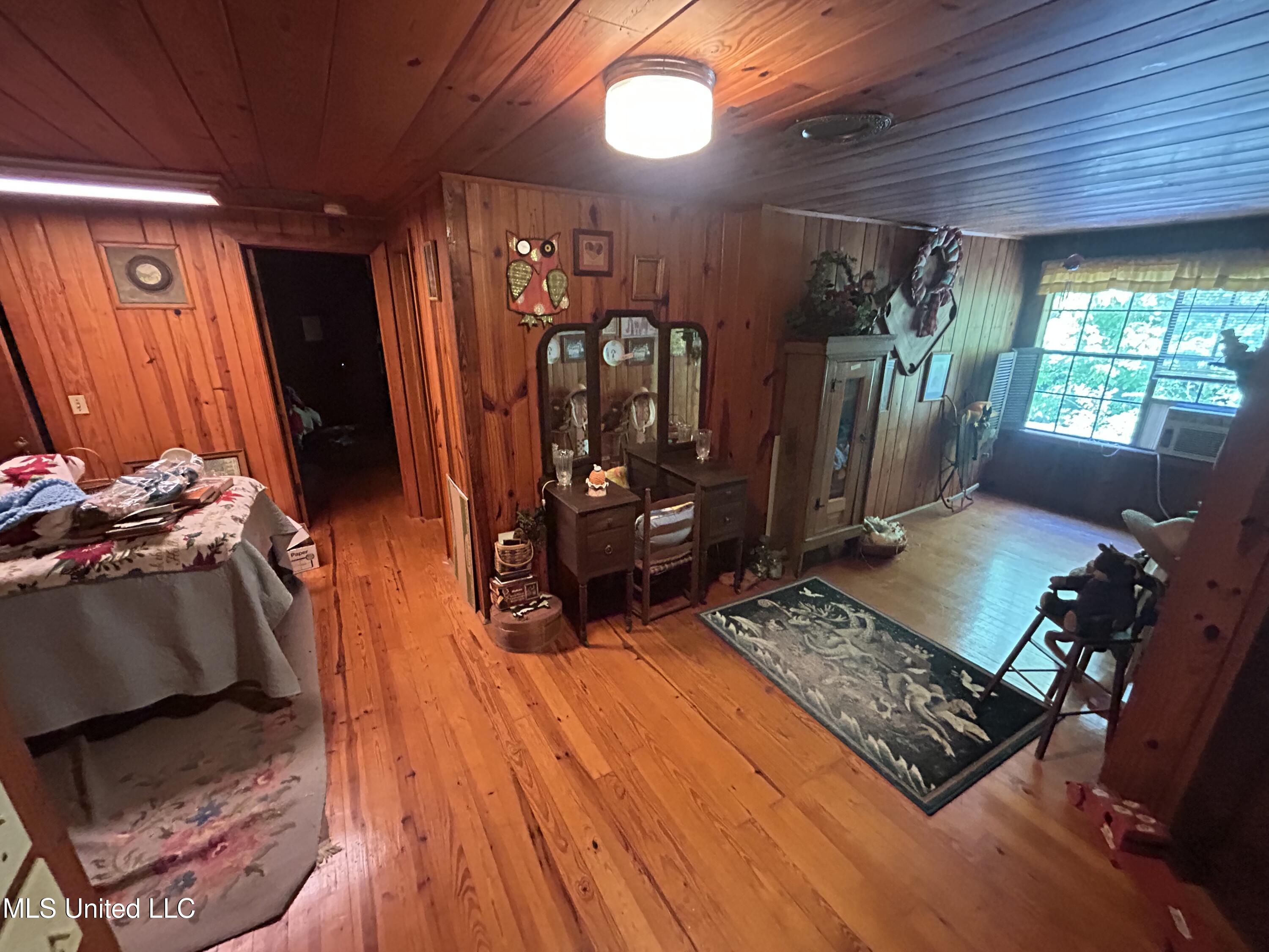 329 195 Country Road, Carrollton, Mississippi image 16