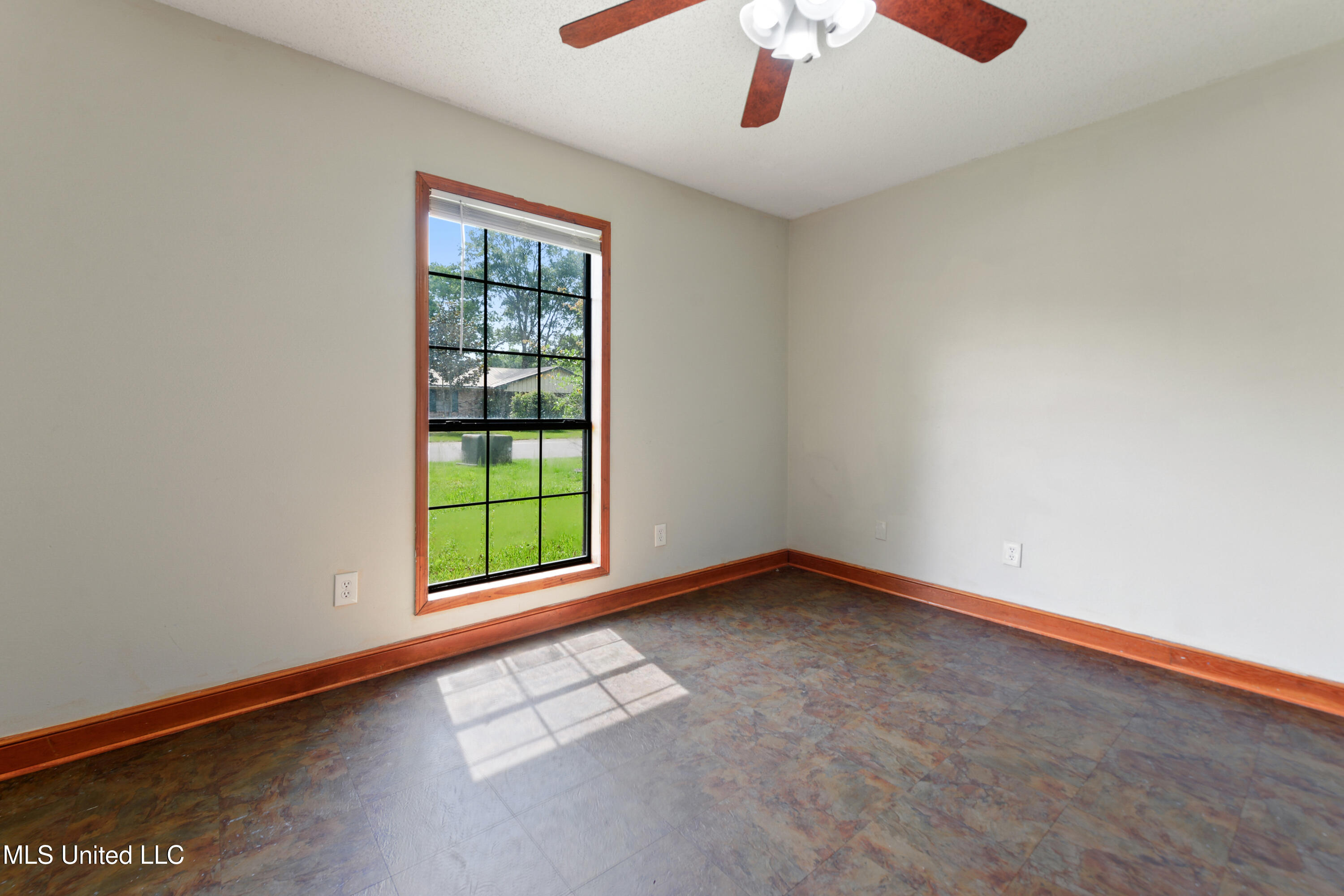 20 Yorkshire Parkway, Gulfport, Mississippi image 12