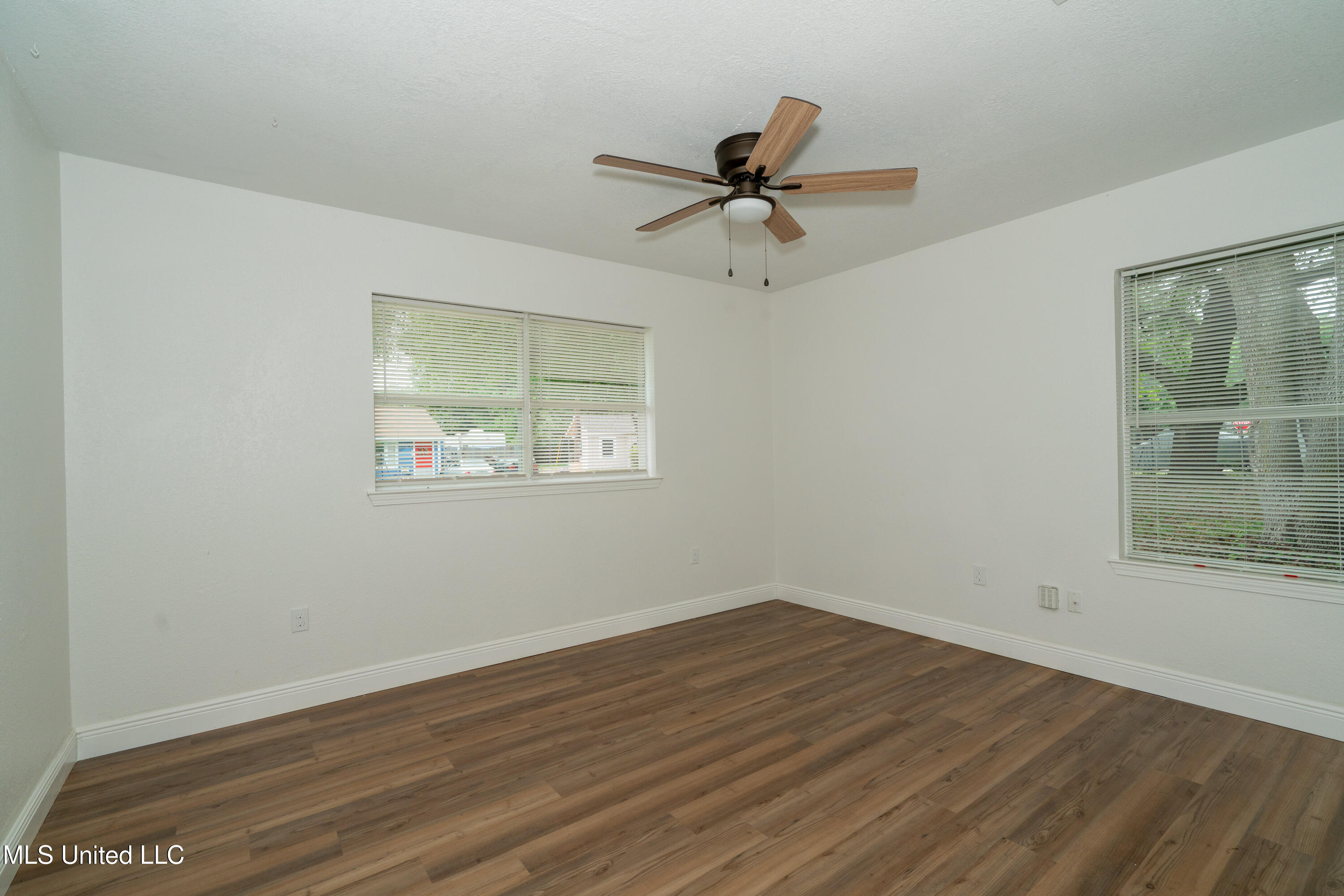 277 Dewey Circle, Biloxi, Mississippi image 7