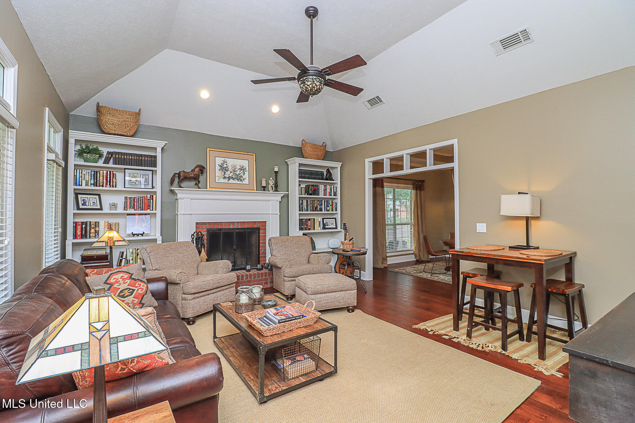 322 Woodlands Drive, Brandon, Mississippi image 5